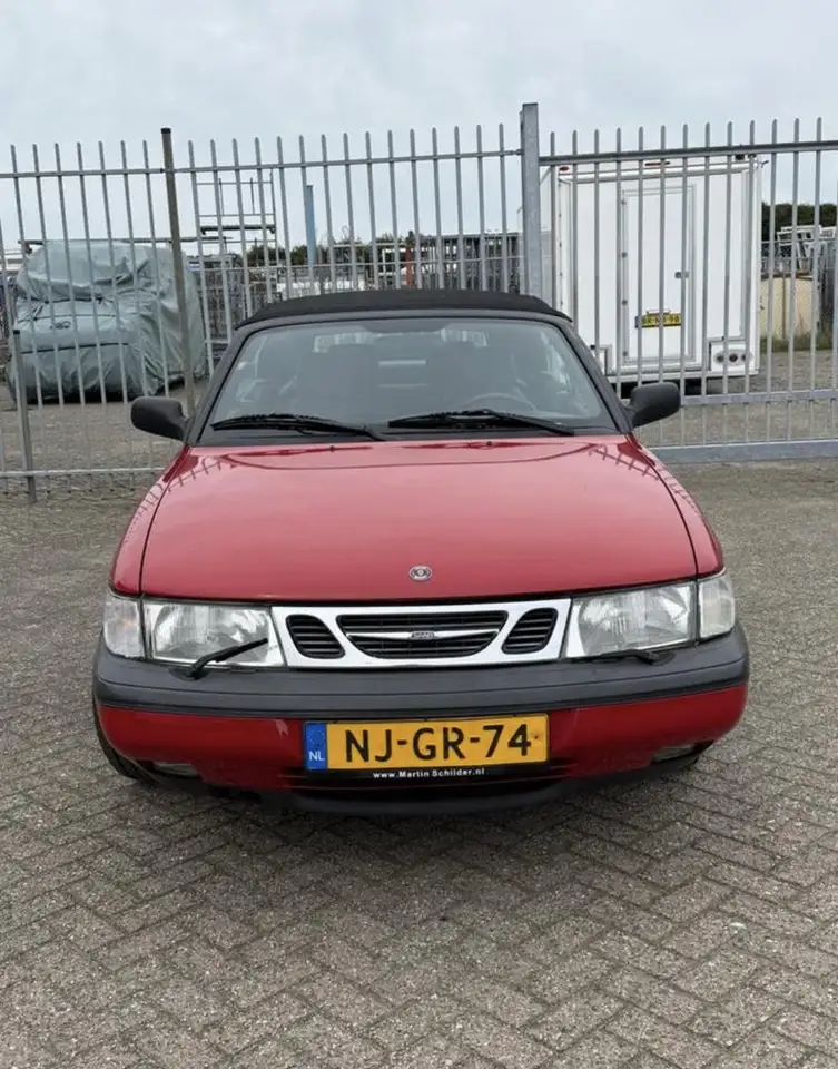 Saab 900 2.3i Cabrio SE, foto 2