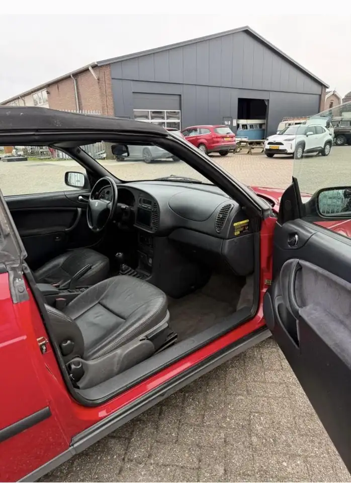 Saab 900 2.3i Cabrio SE, foto 10