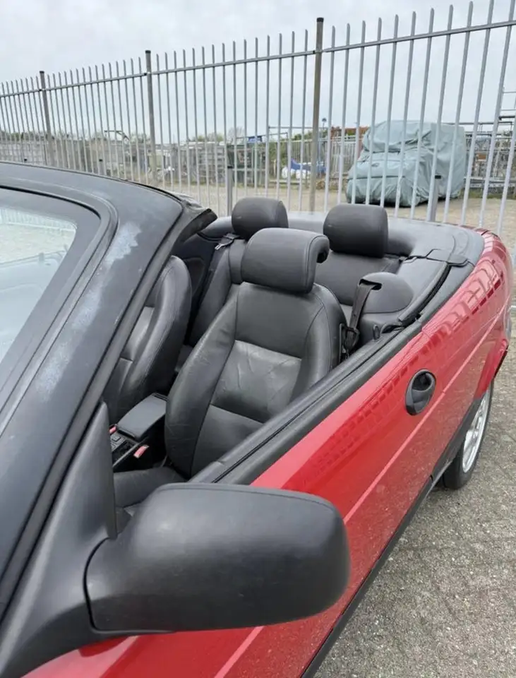 Saab 900 2.3i Cabrio SE, foto 8