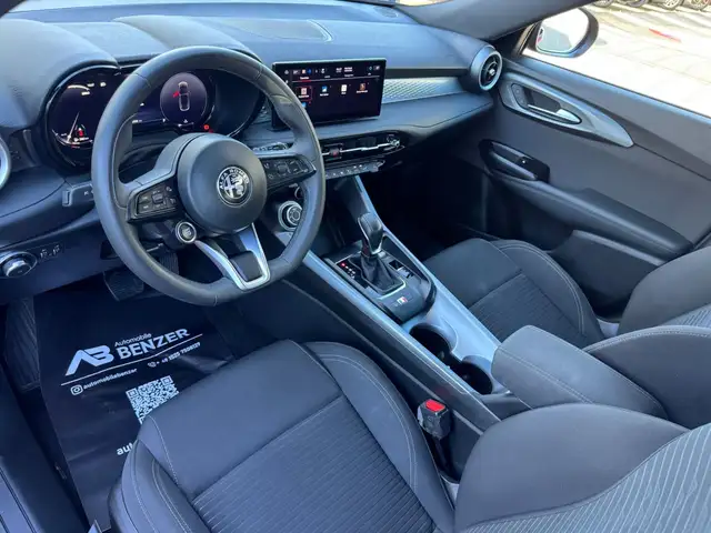Alfa Romeo Tonale view 11