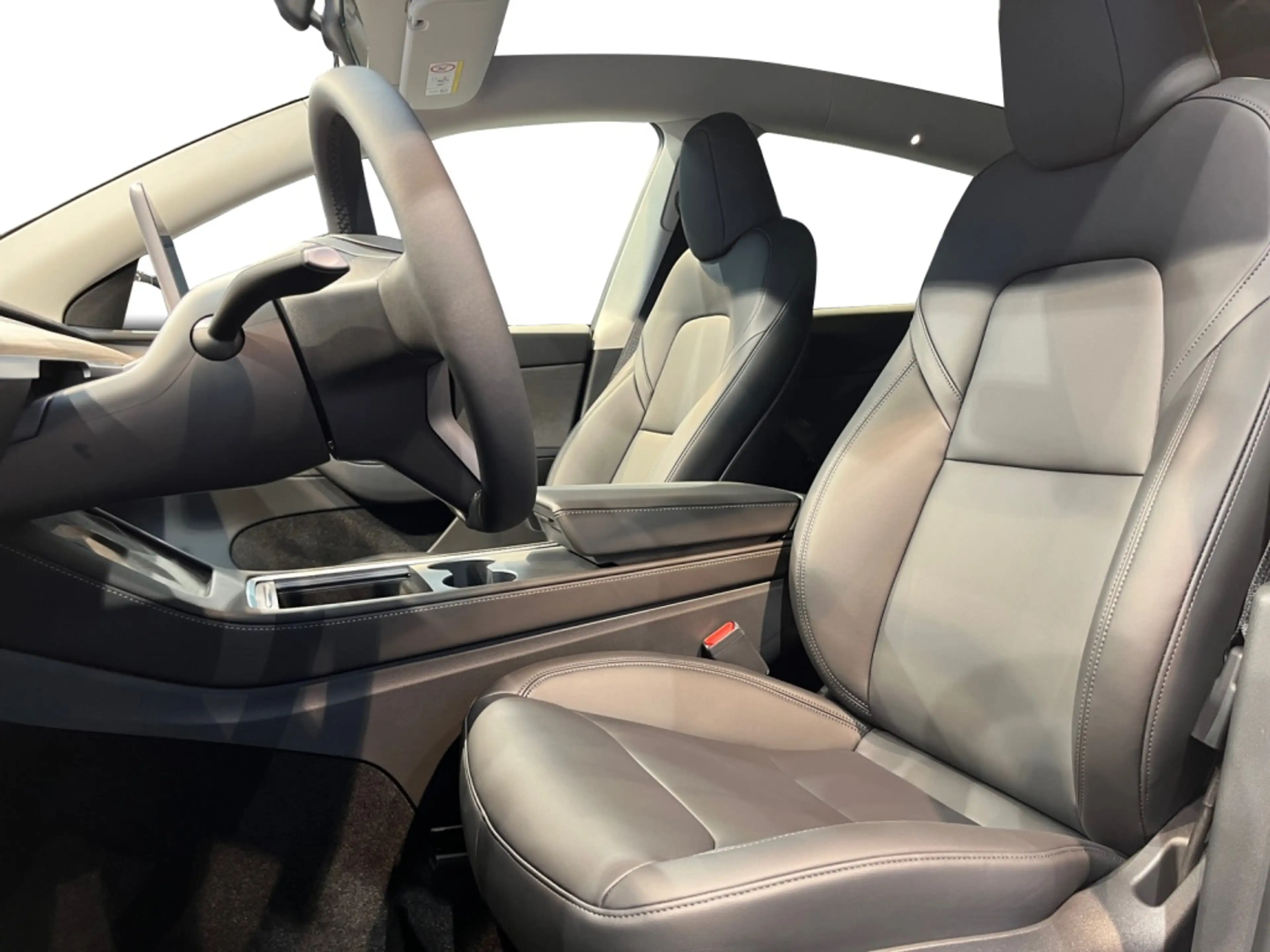 Tesla Model Y Long Range Dual AWD Fahrassist+AHK+Pano — photo 14