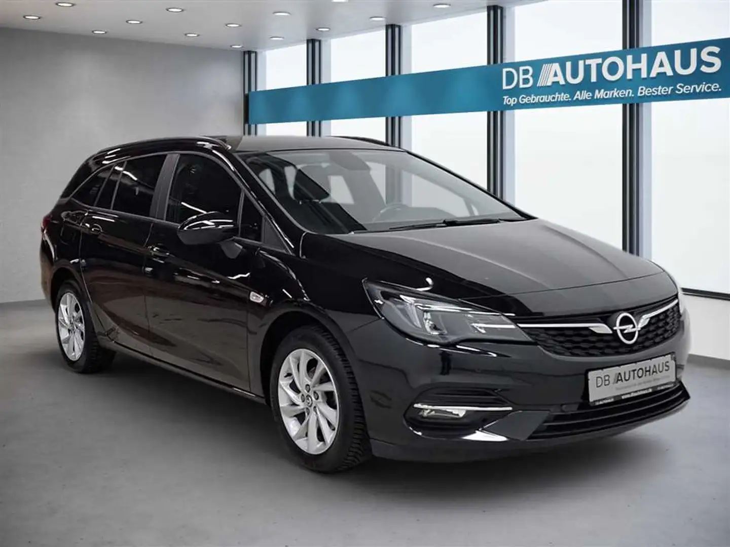 Opel Astra Astra ST Edition 1.2 Turbo Zwart - 2