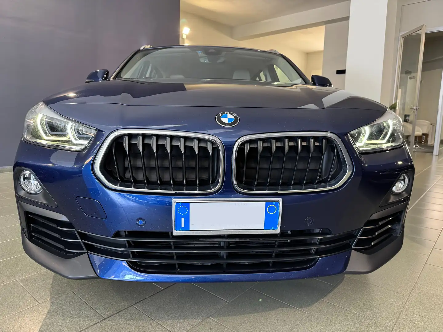 BMW X2 sdrive18d Advantage auto Blu/Azzurro - 2