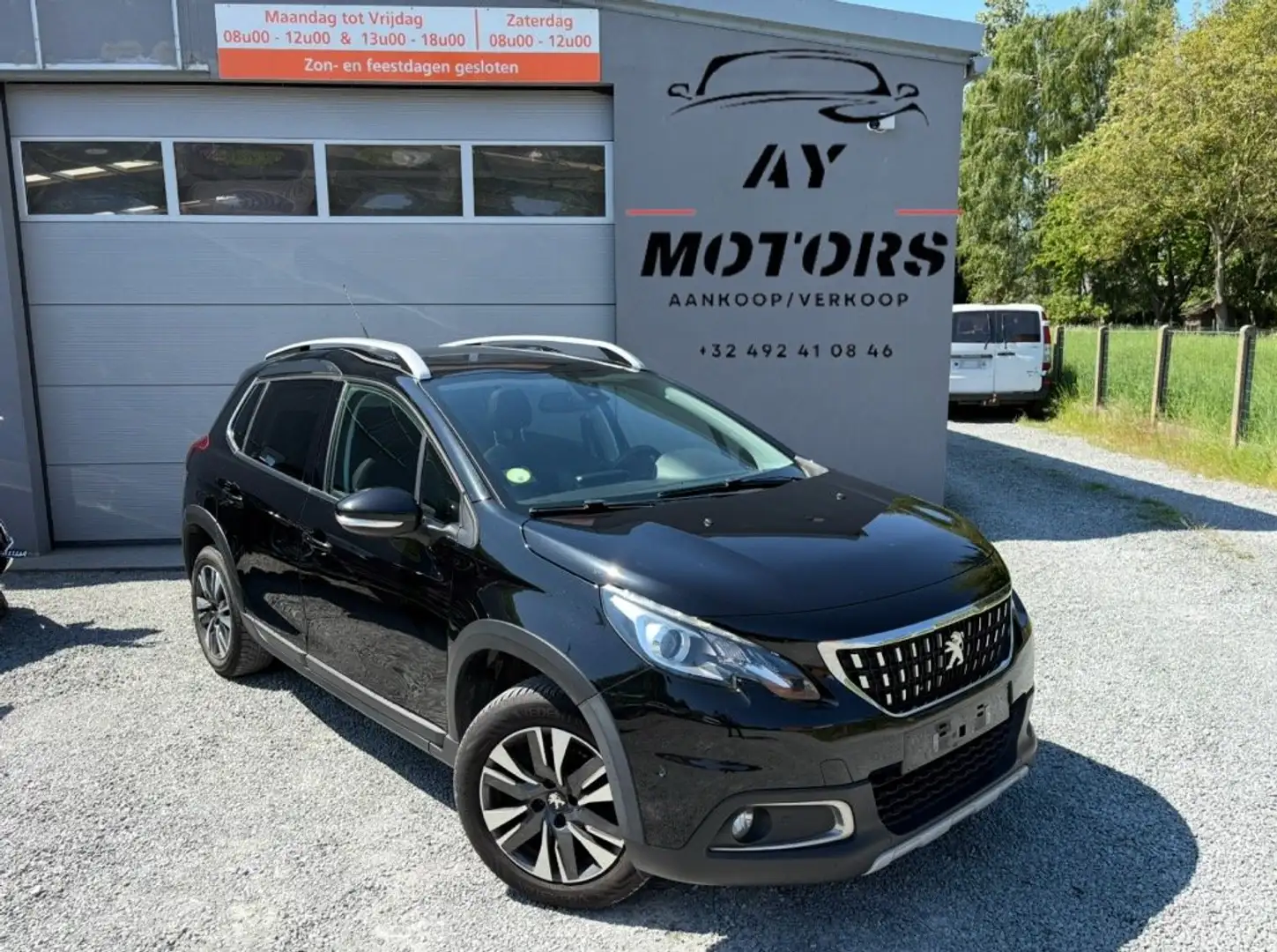 Peugeot 2008 1.6 BlueHDi Style Noir - 1