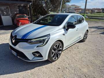 Clio 1.6 E-Tech Serie limitata 140cv auto