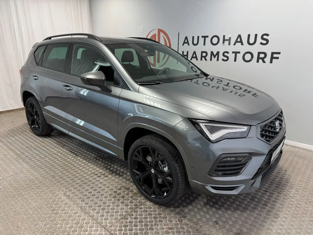 SEAT Ateca FR 2.0 DSG Black Ed.*AHK*Pano*360Grad 8
