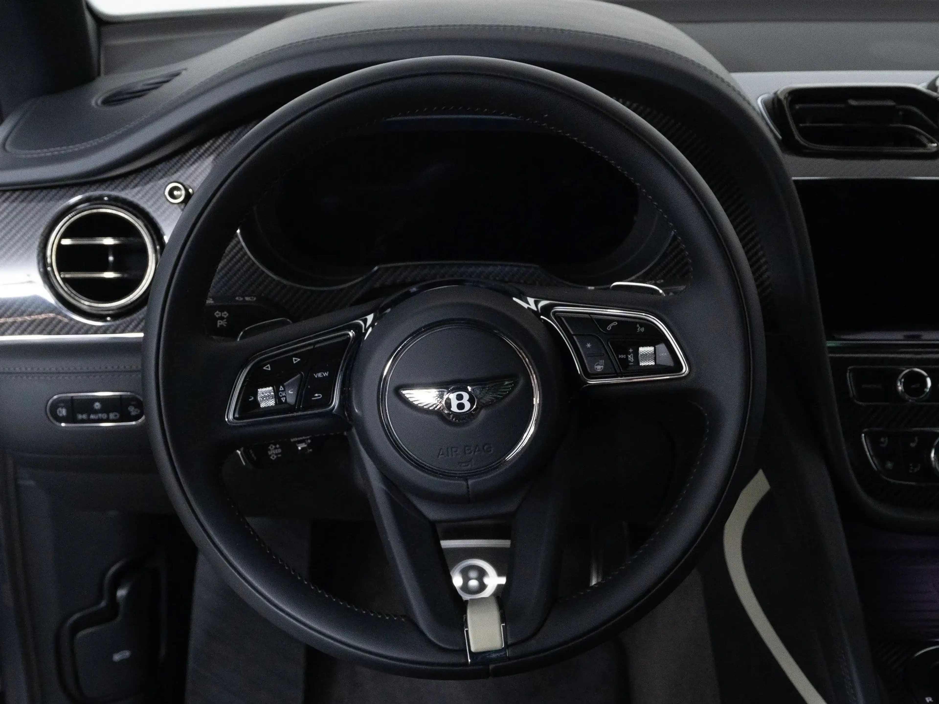 Bentley Bentayga Speed *ExtremeSilver* — photo 8
