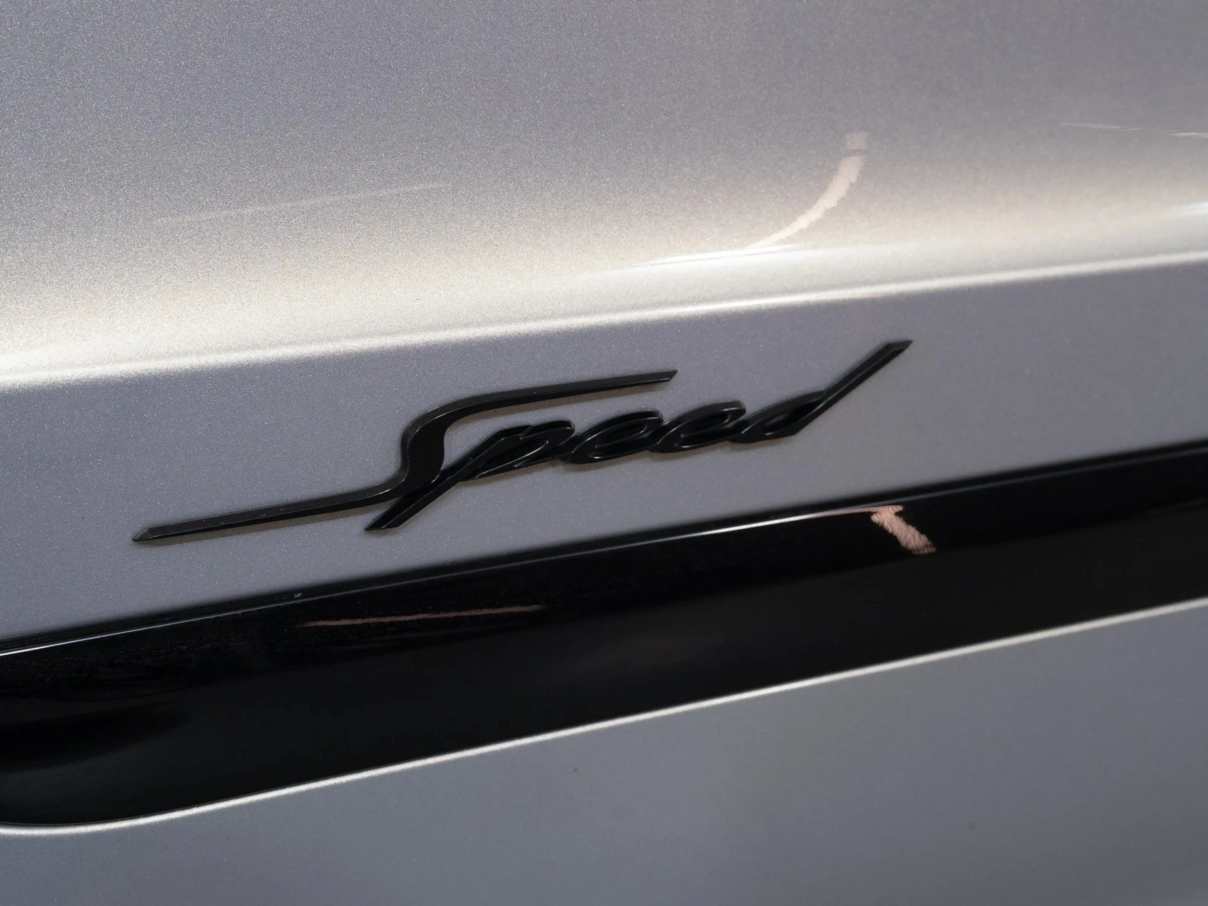 Bentley Bentayga Speed *ExtremeSilver* — photo 12
