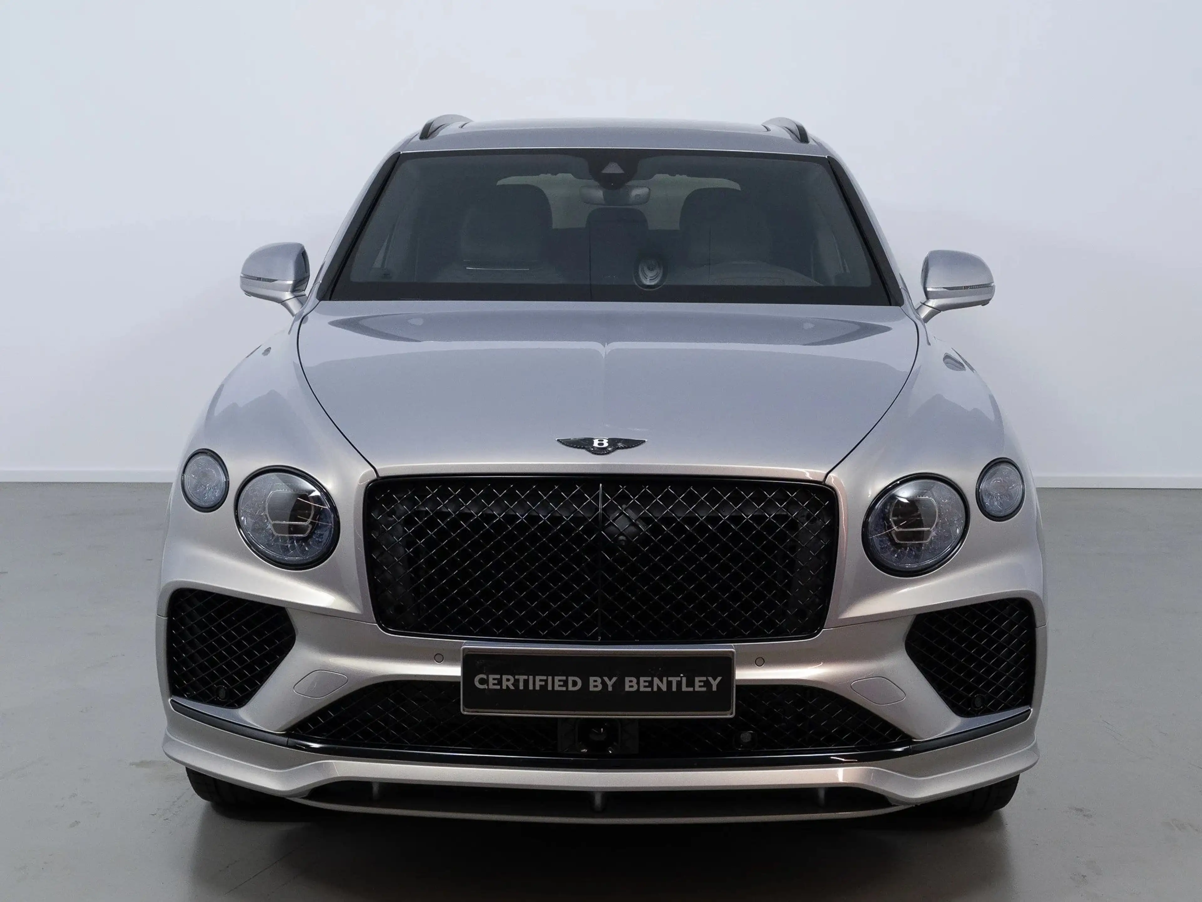 Bentley Bentayga Speed *ExtremeSilver* — photo 2
