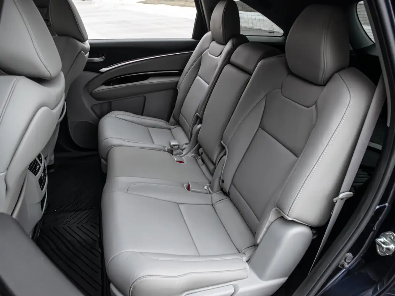 Acura MDX снимка Acura MDX