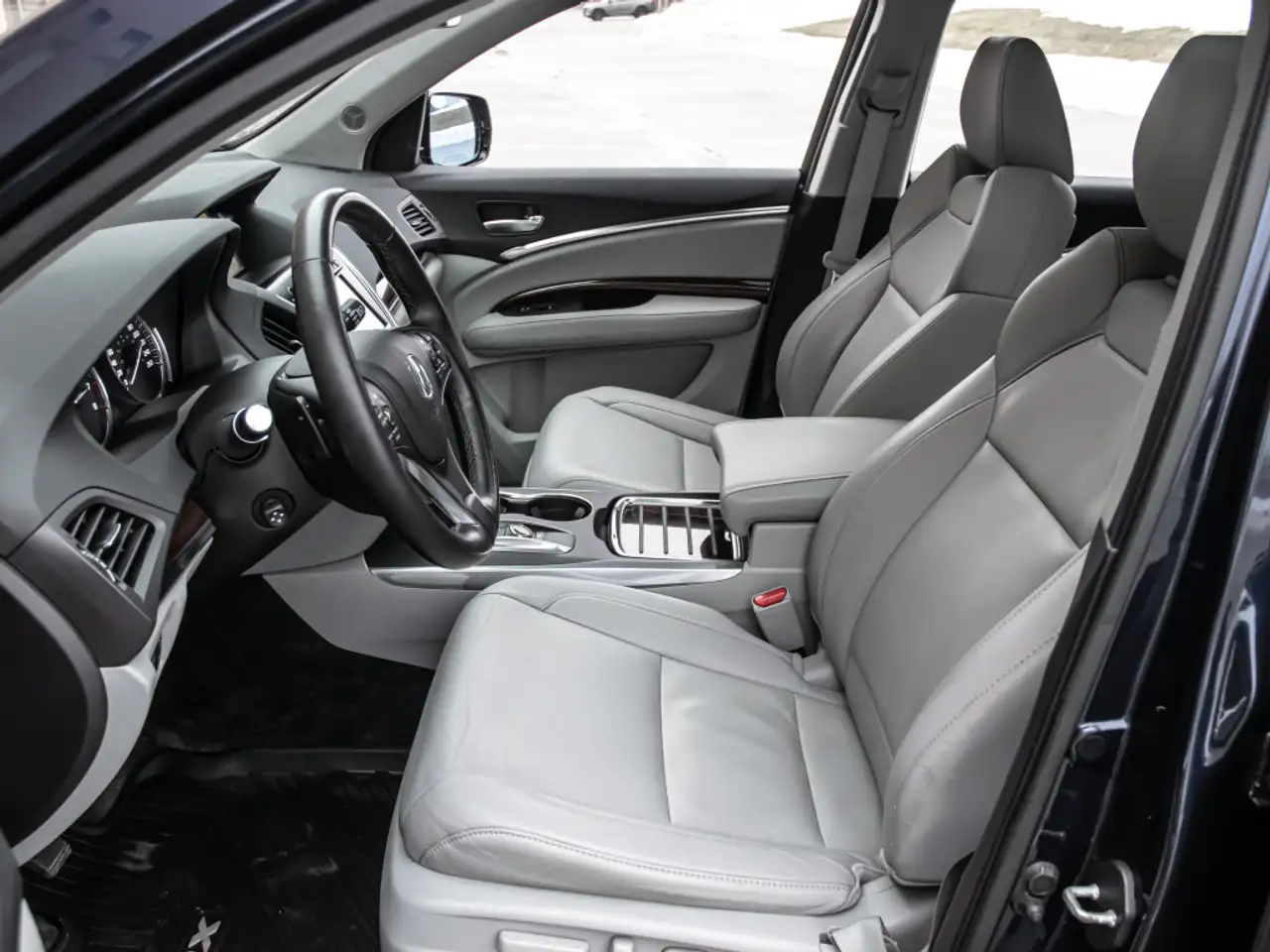 Acura MDX снимка Acura MDX