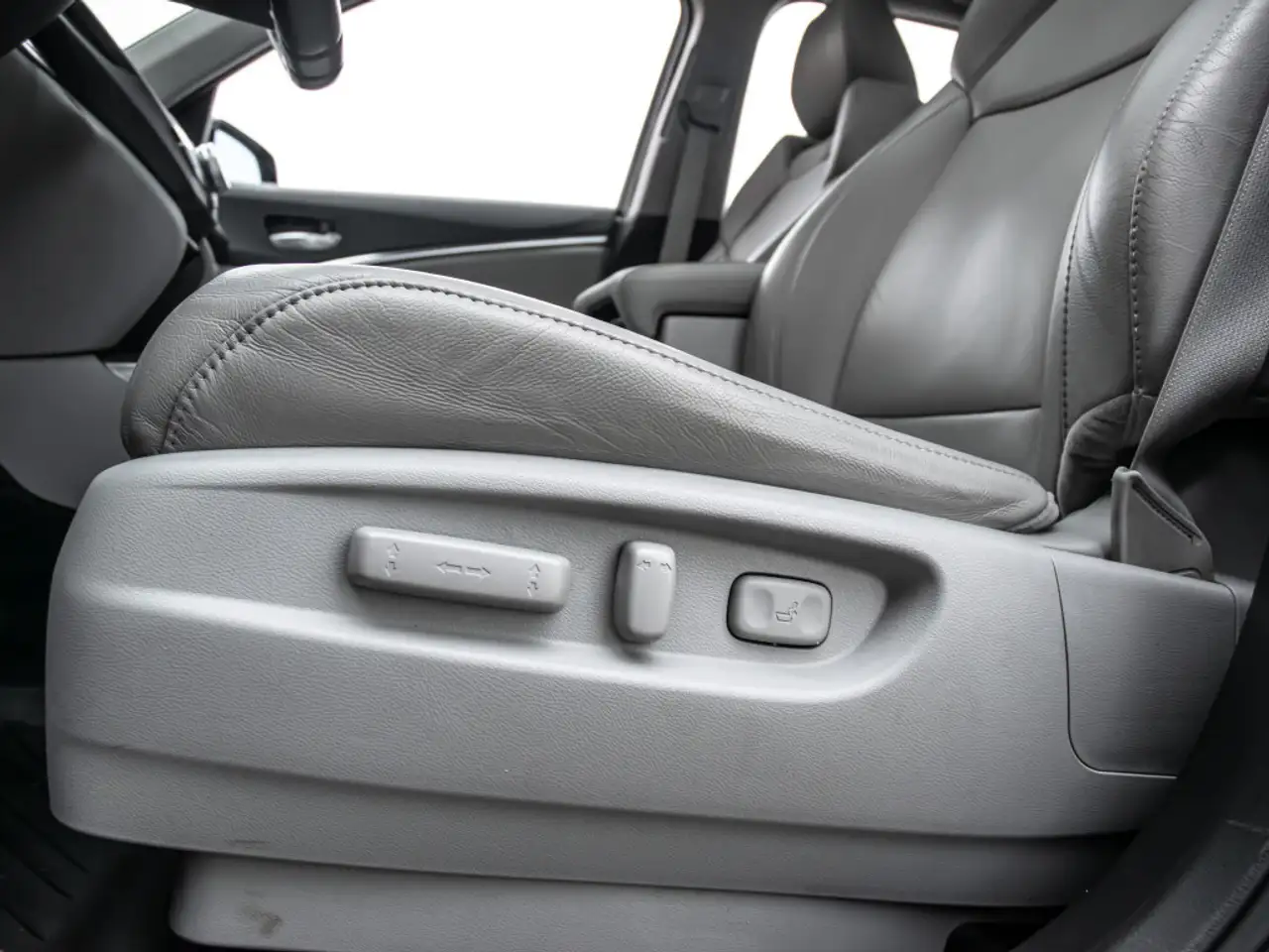 Acura MDX снимка Acura MDX