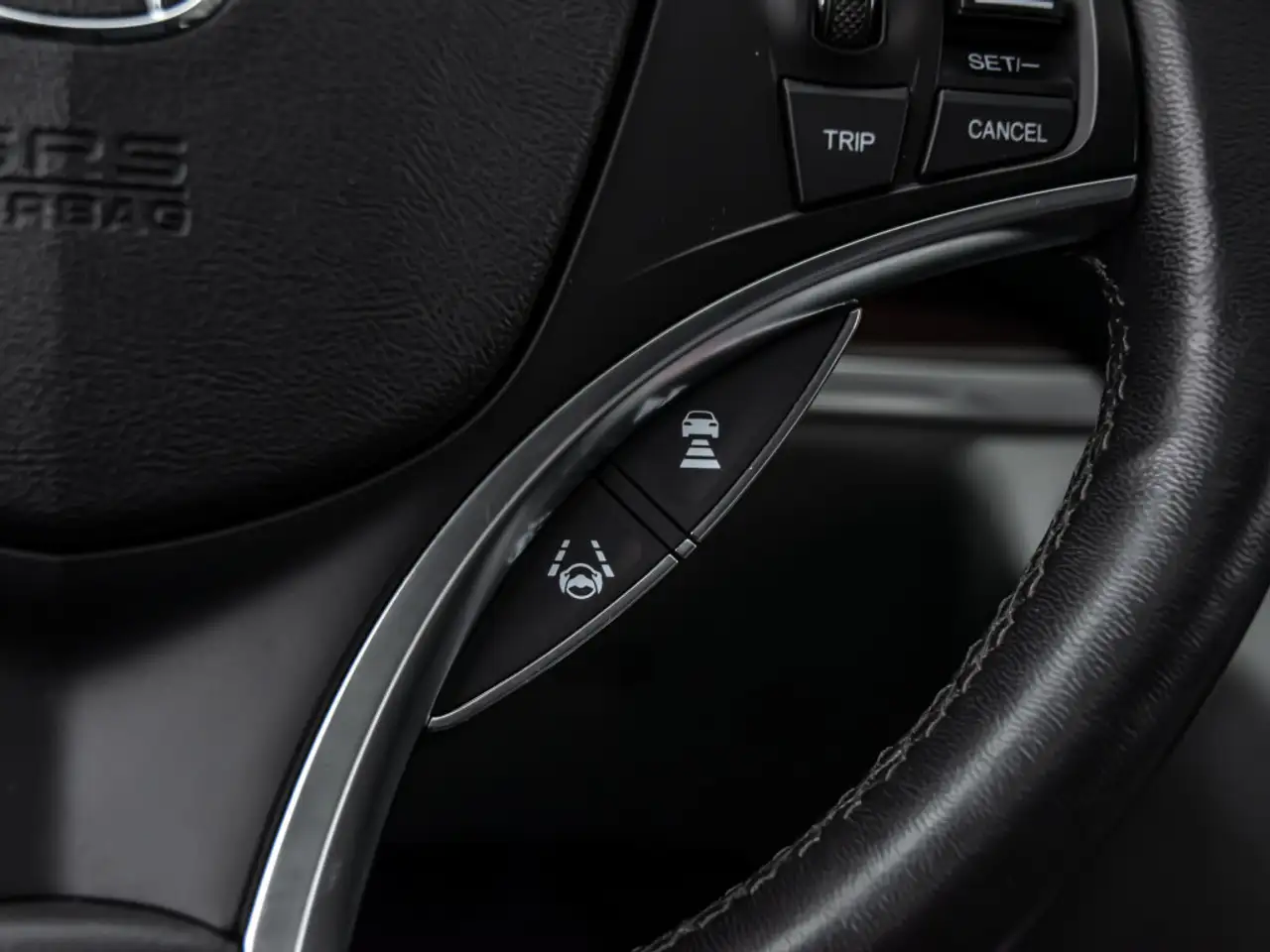 Acura MDX снимка Acura MDX