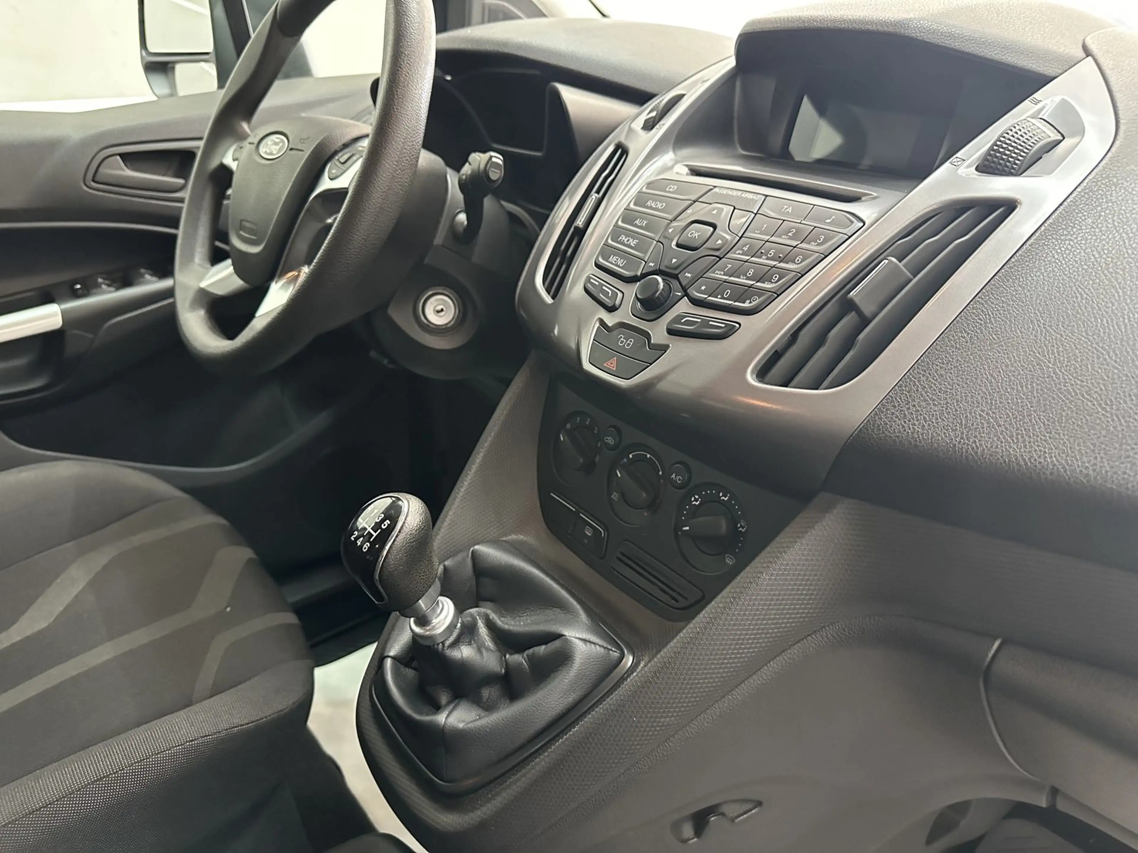 Ford Transit Connect Kombi Trend "MULTI-KLIMA-TÜV" — photo 10