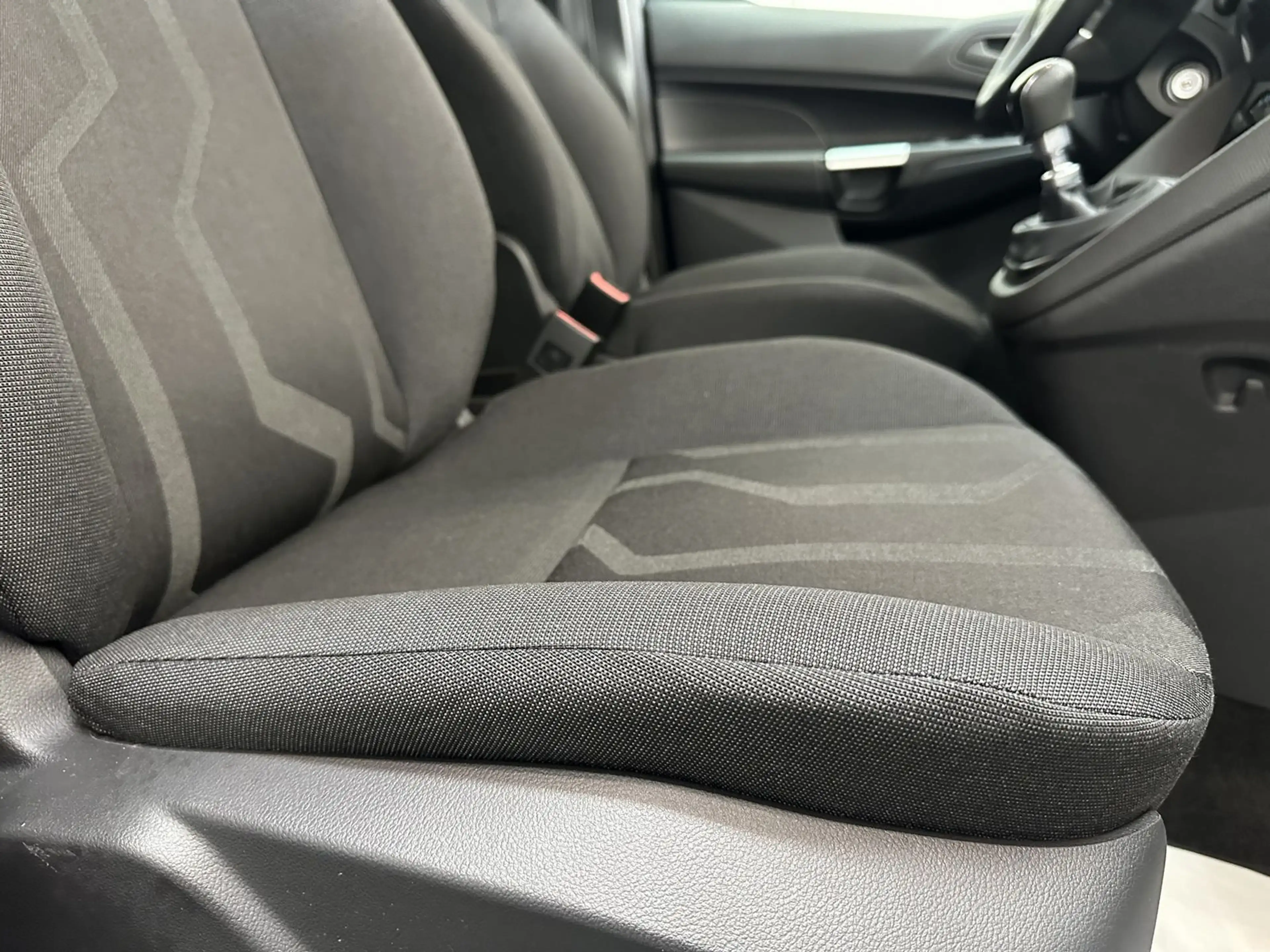 Ford Transit Connect Kombi Trend "MULTI-KLIMA-TÜV" — photo 9
