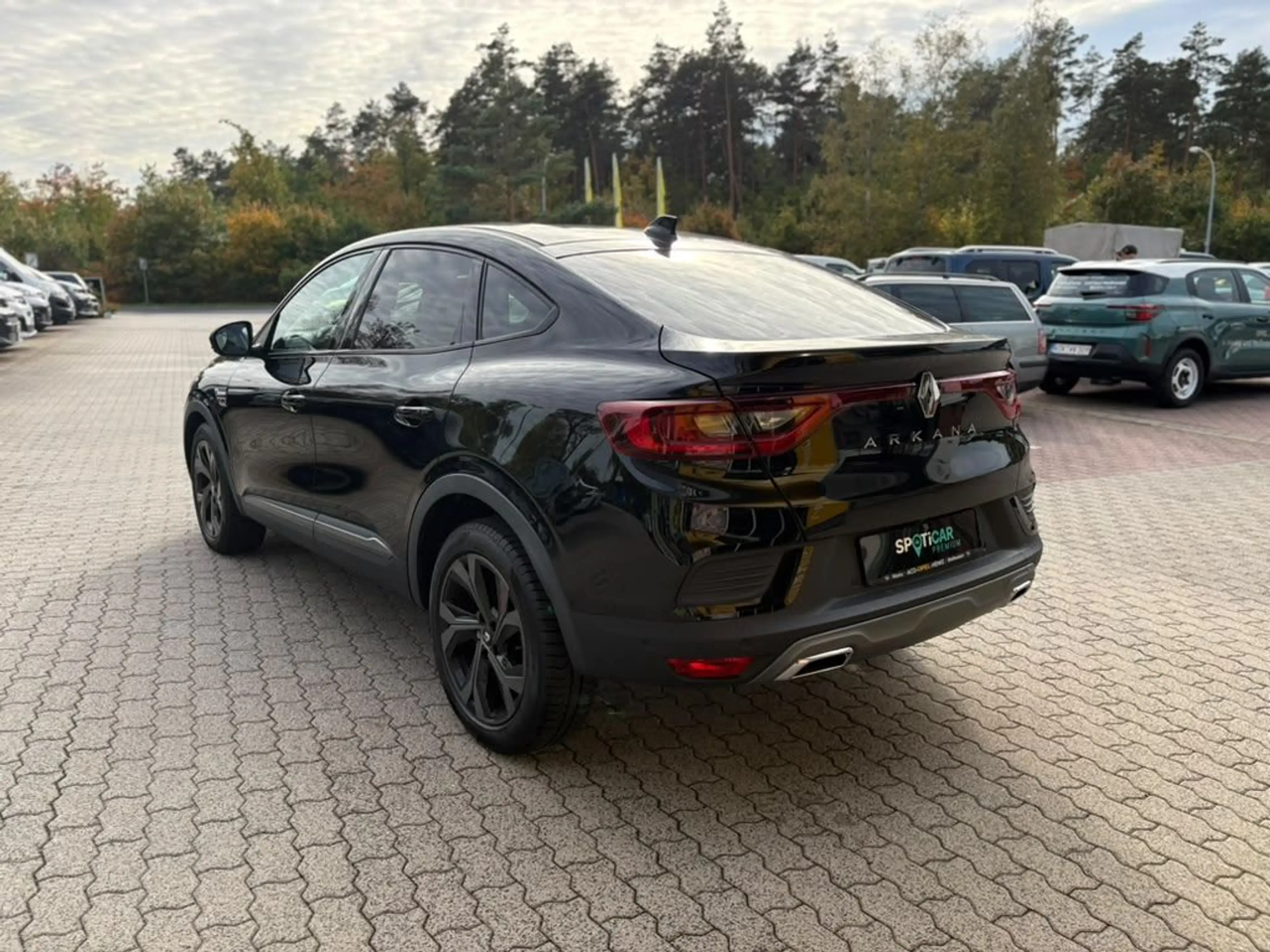 Renault Arkana TCe Mild Hybrid 160 EDC R.S. LINE — photo 3