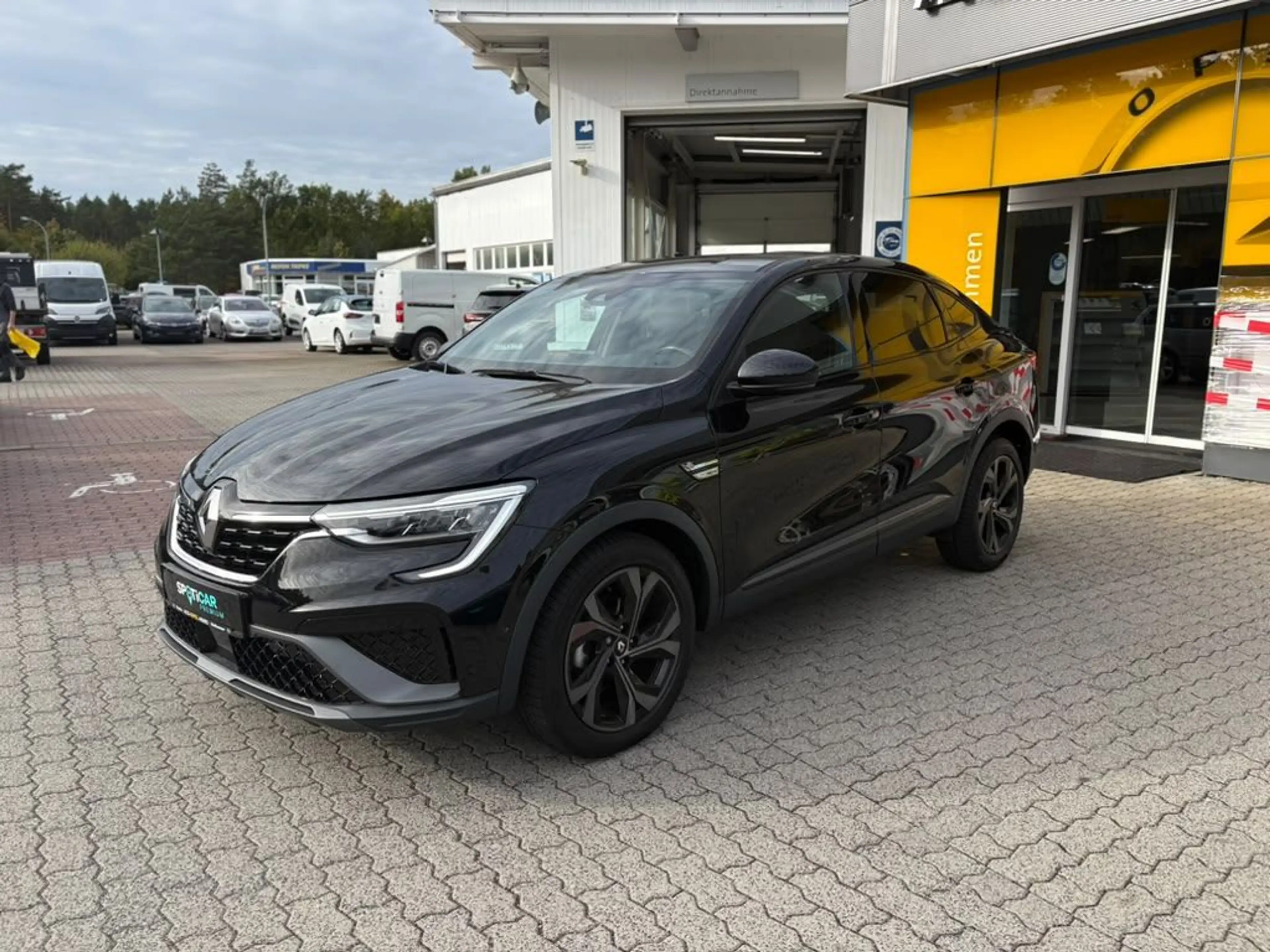 Renault Arkana TCe Mild Hybrid 160 EDC R.S. LINE — photo 2