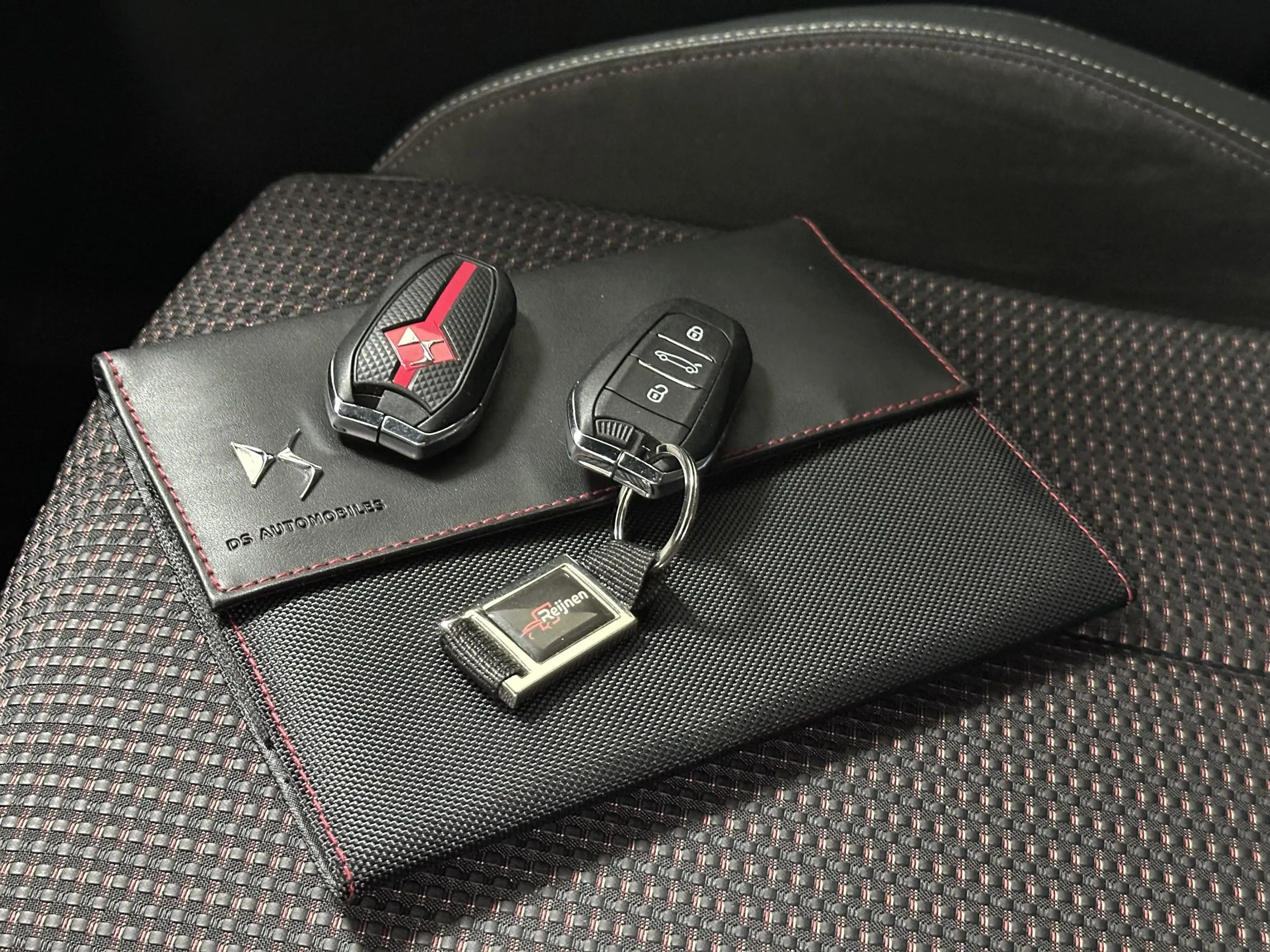 DS Automobiles DS 3 Crossback 1.2 PureTech Performance Line+ ADAPTIVE CRUISECONT — photo 17