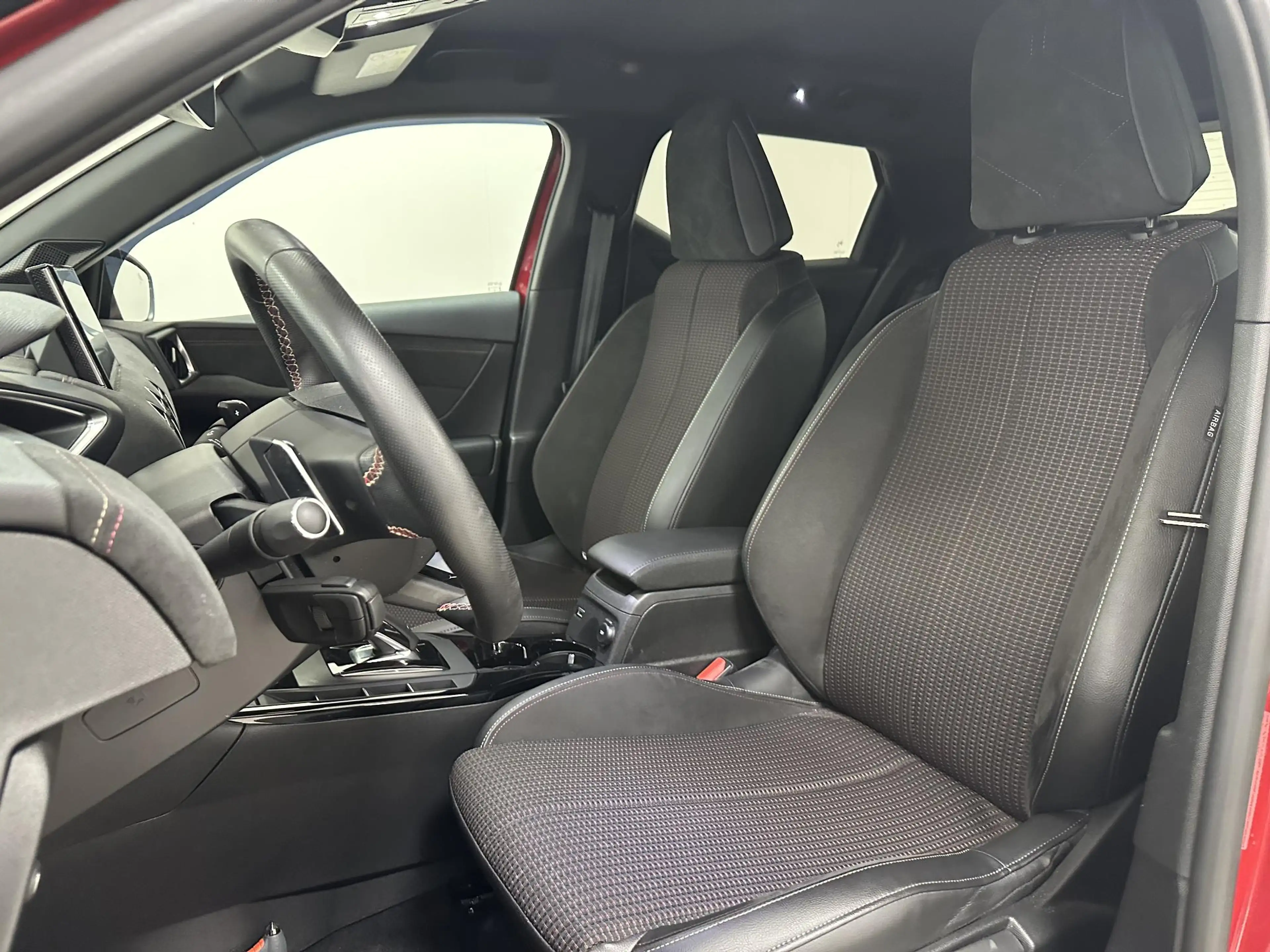 DS Automobiles DS 3 Crossback 1.2 PureTech Performance Line+ ADAPTIVE CRUISECONT — photo 7