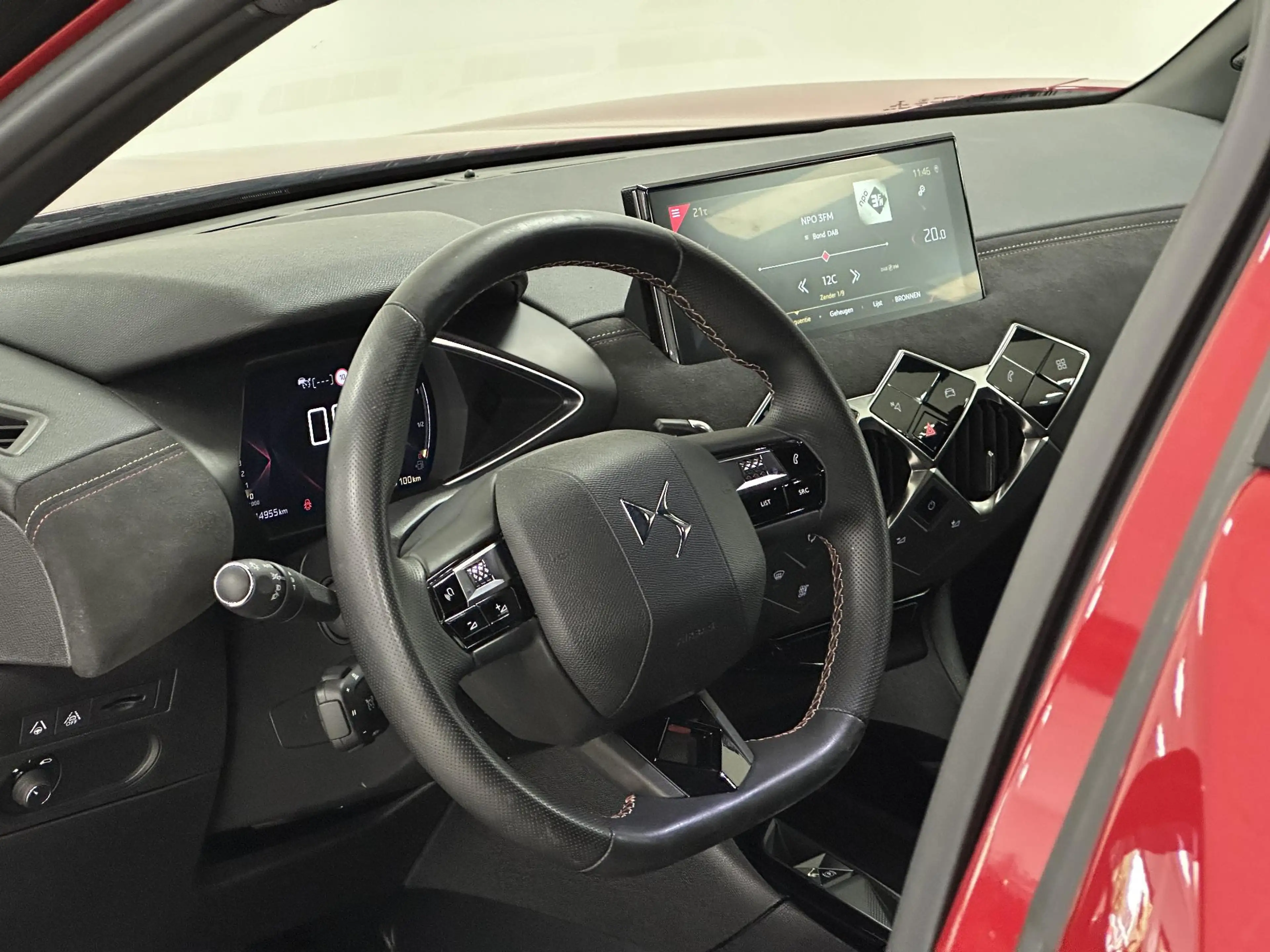 DS Automobiles DS 3 Crossback 1.2 PureTech Performance Line+ ADAPTIVE CRUISECONT — photo 3