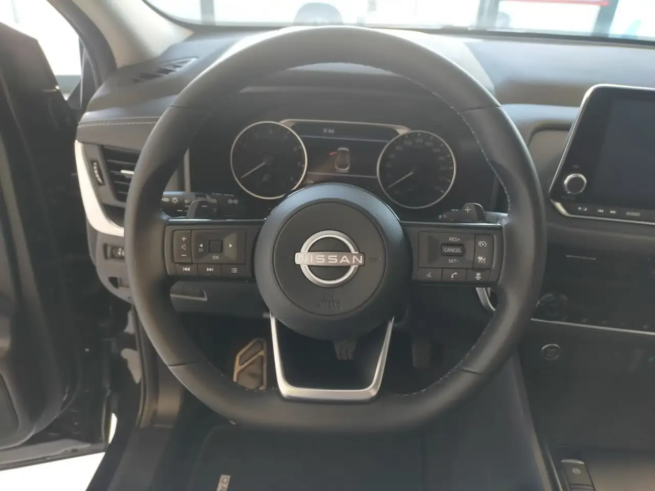 Nissan Qashqai 1.3 MHEV 158 Business Xtronic N1 Autocarro KM0 13