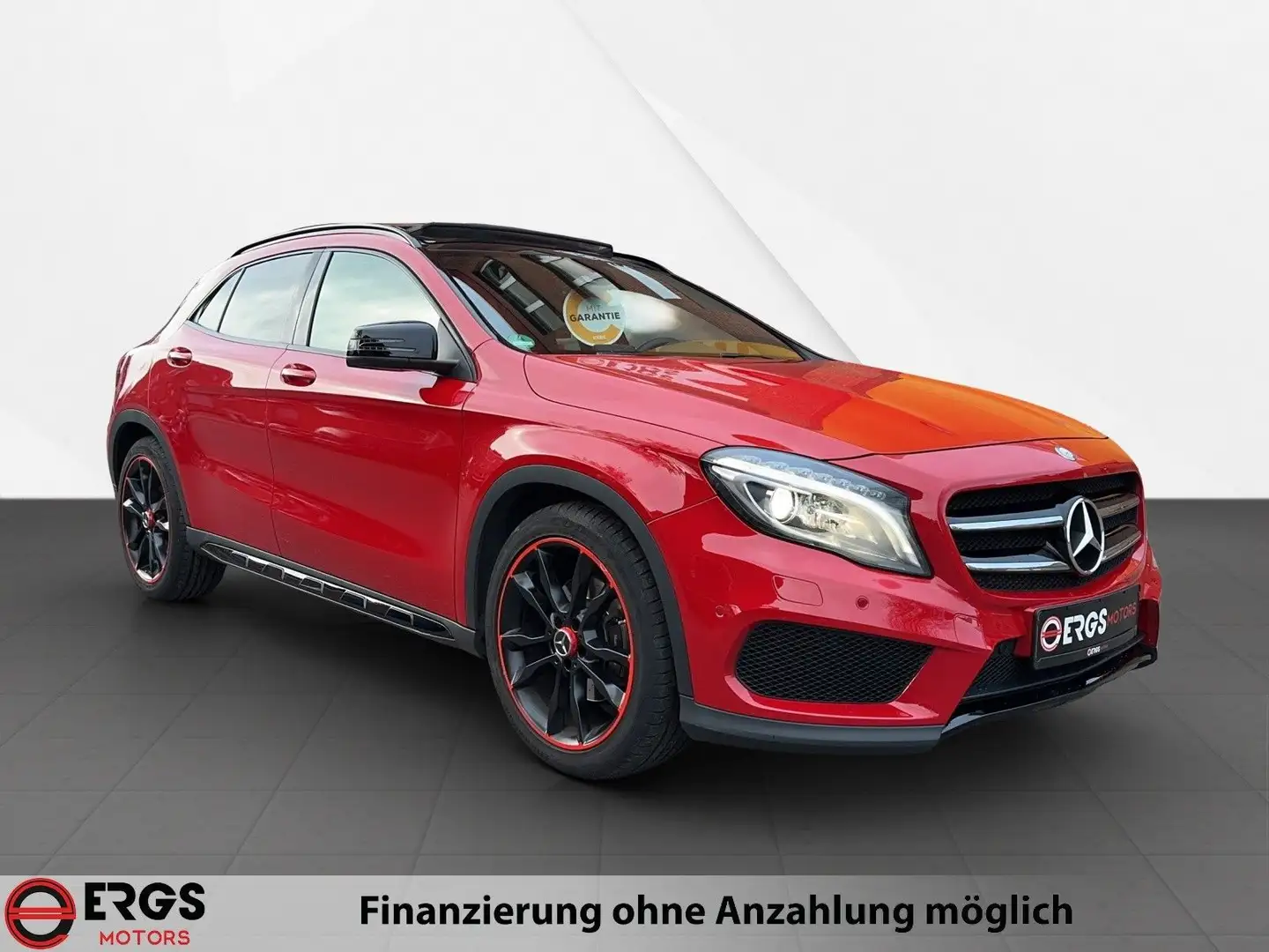 Mercedes-Benz GLA 250 4Matic AMG Line "Pano,erst49tkm,Xenon" Rood - 2