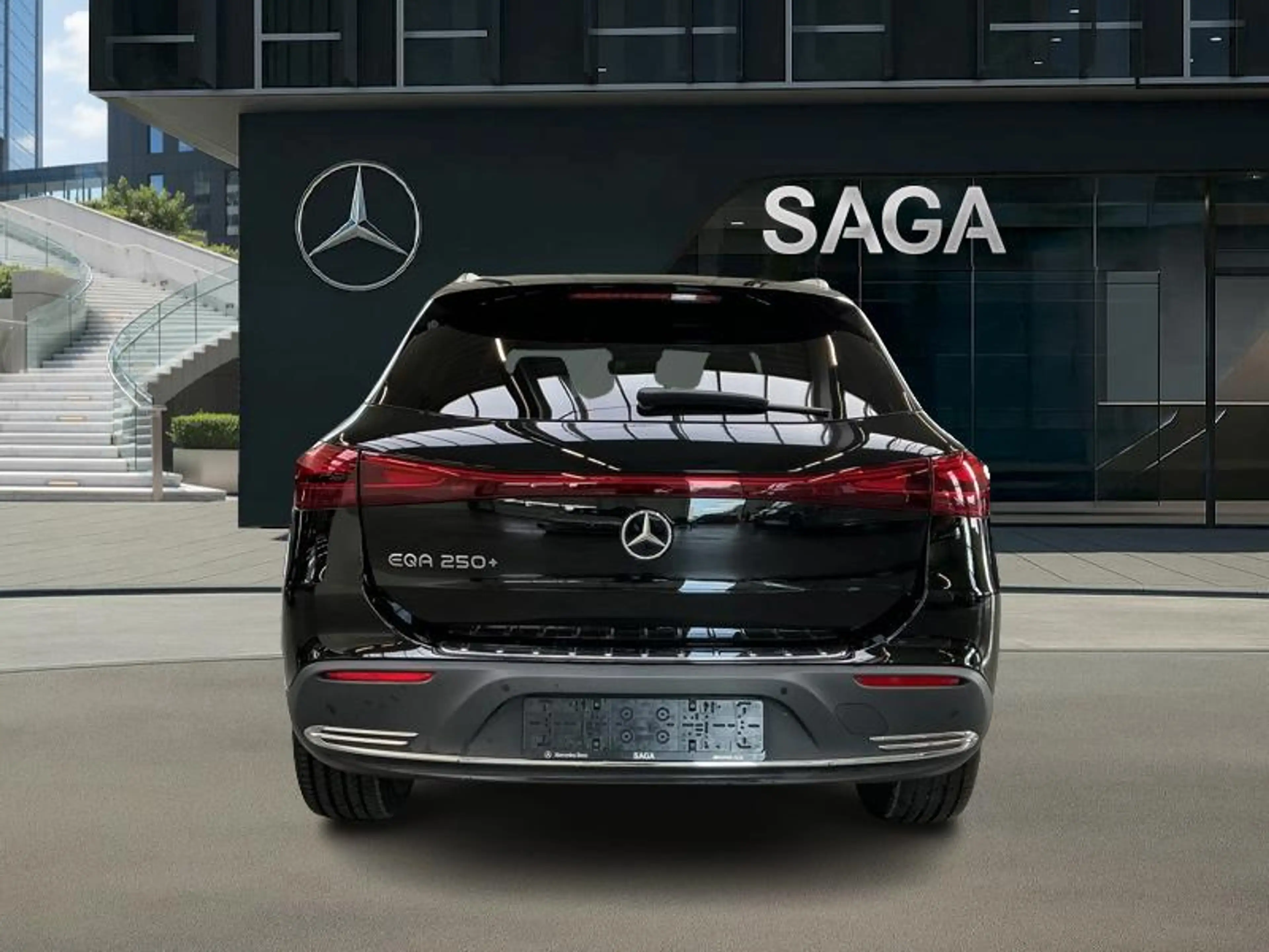 Mercedes-Benz EQA 250 + Luxury Line — photo 6