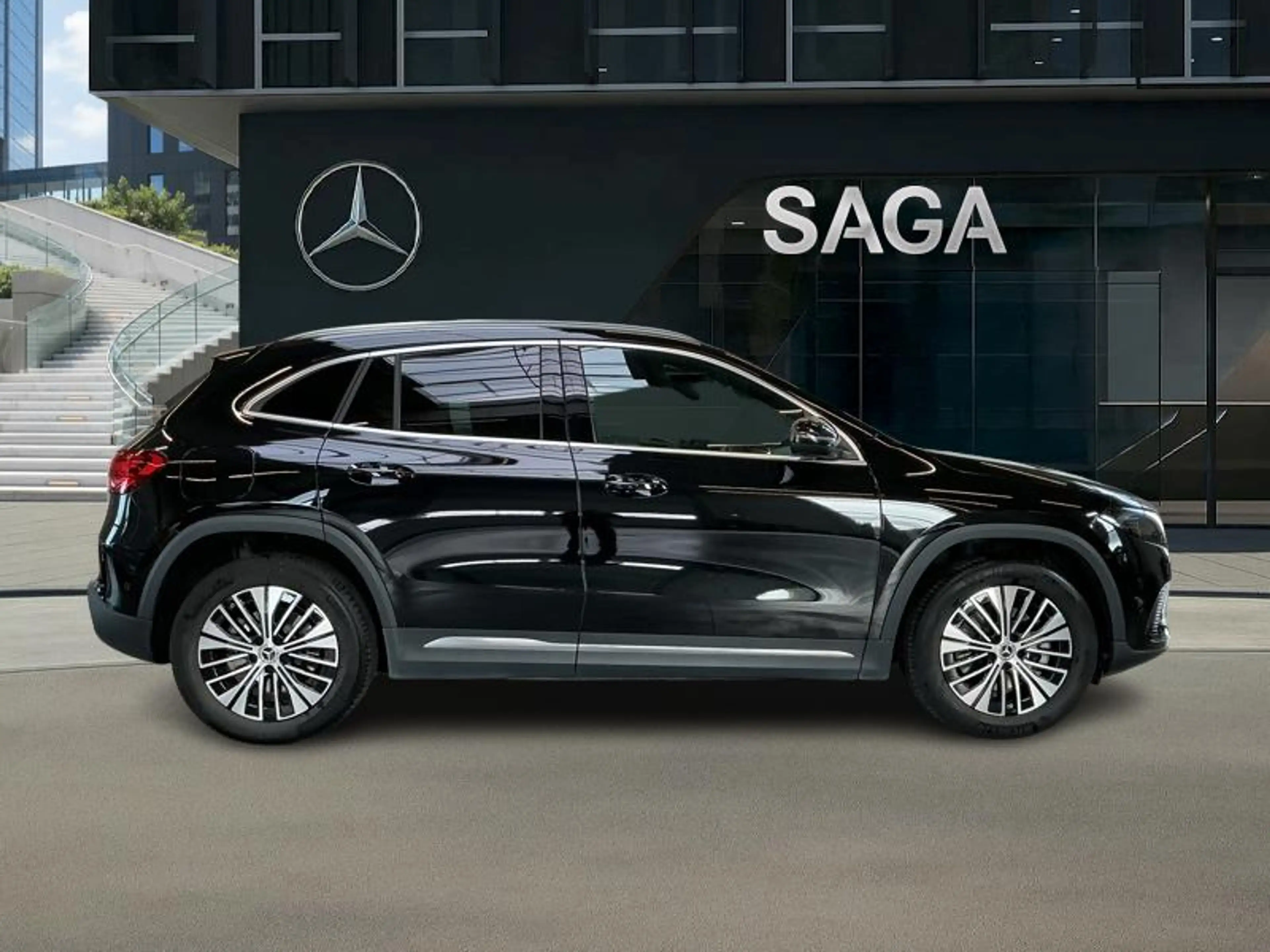 Mercedes-Benz EQA 250 + Luxury Line — photo 4