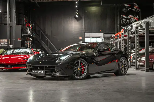 Ferrari F12 Berlinetta *ALCANTARA*CUSTOM*CARBON*