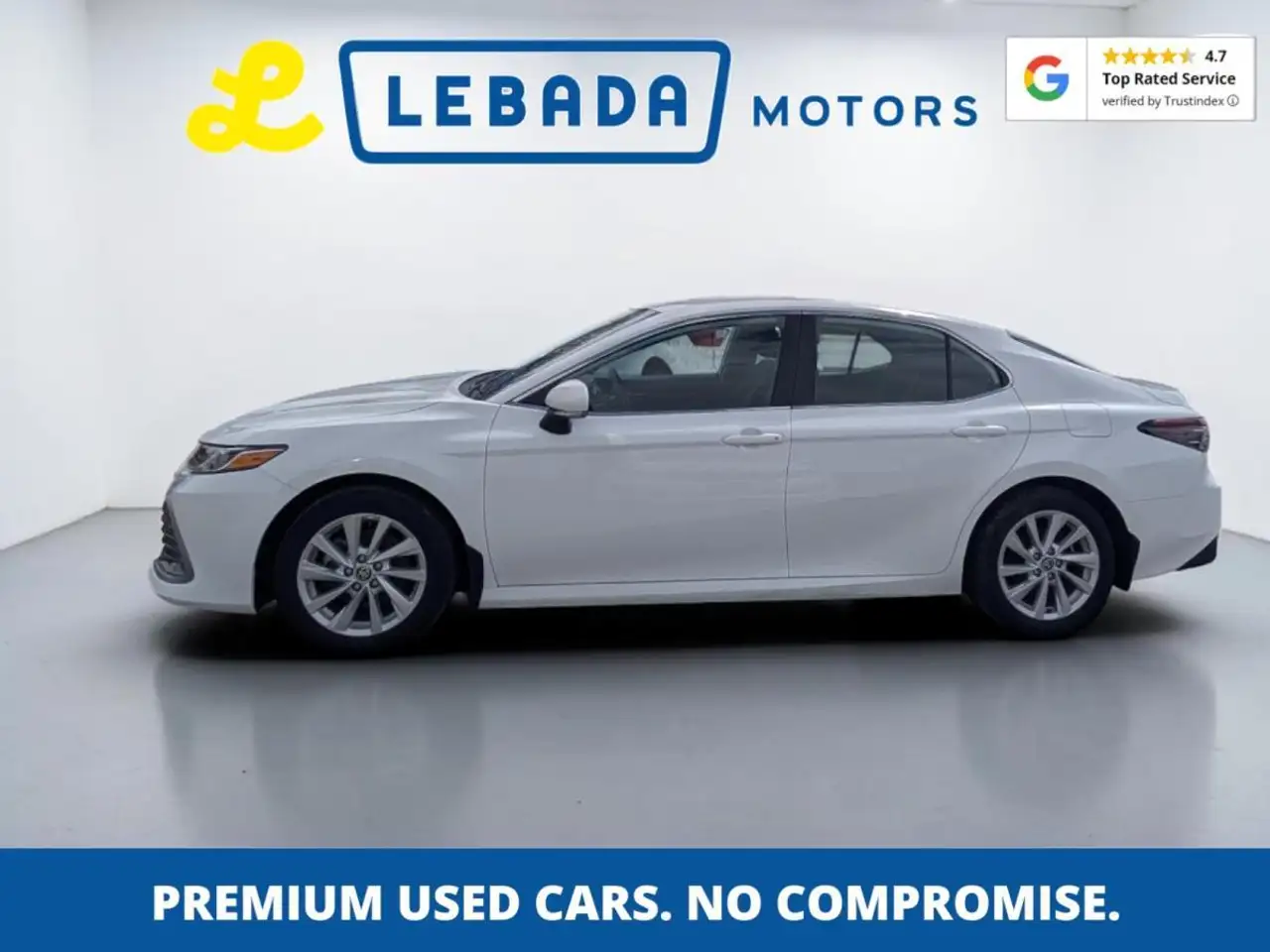 Toyota Camry снимка Toyota Camry