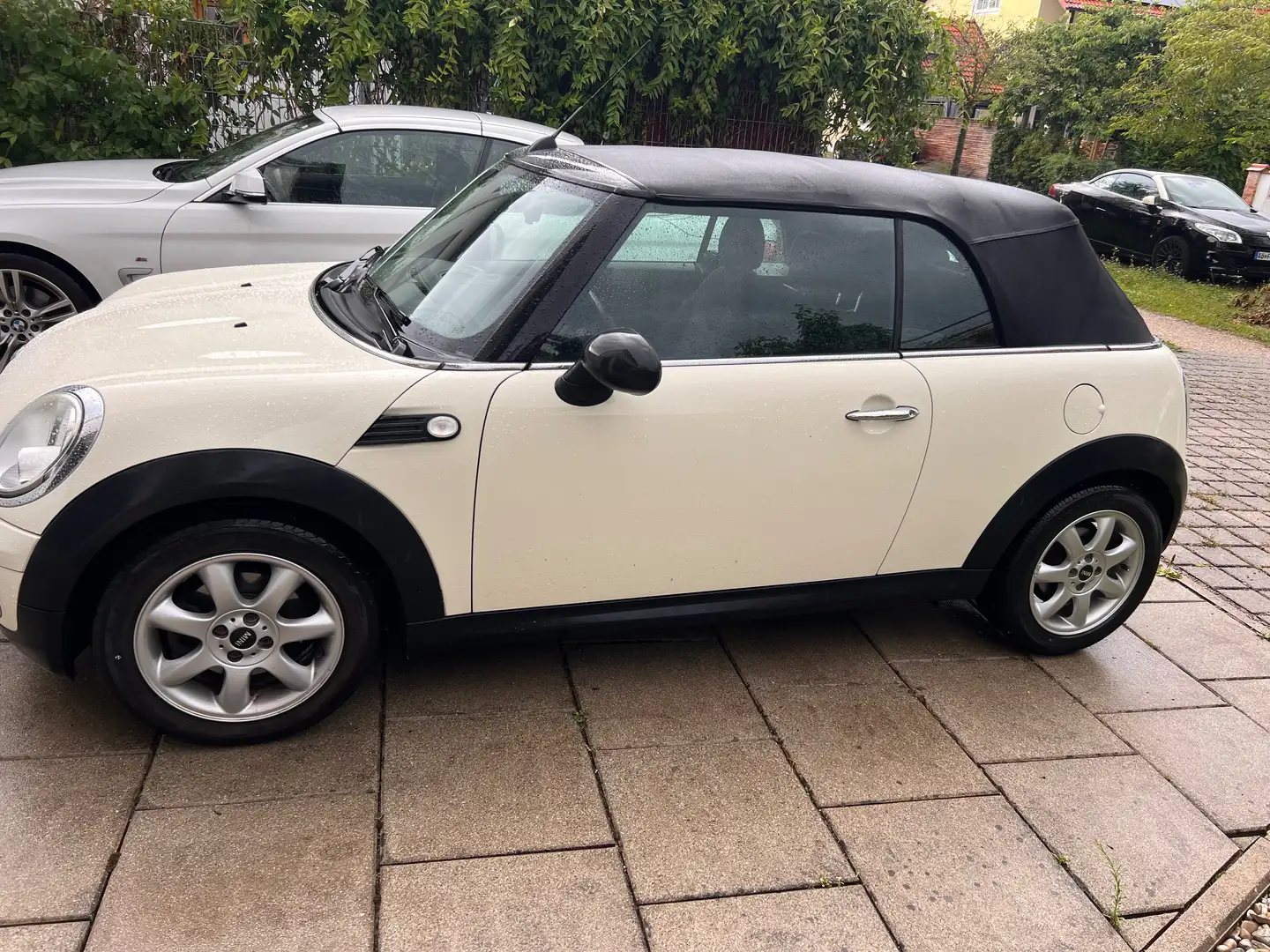 MINI One Cabrio Mini One Cabrio Bílá - 1
