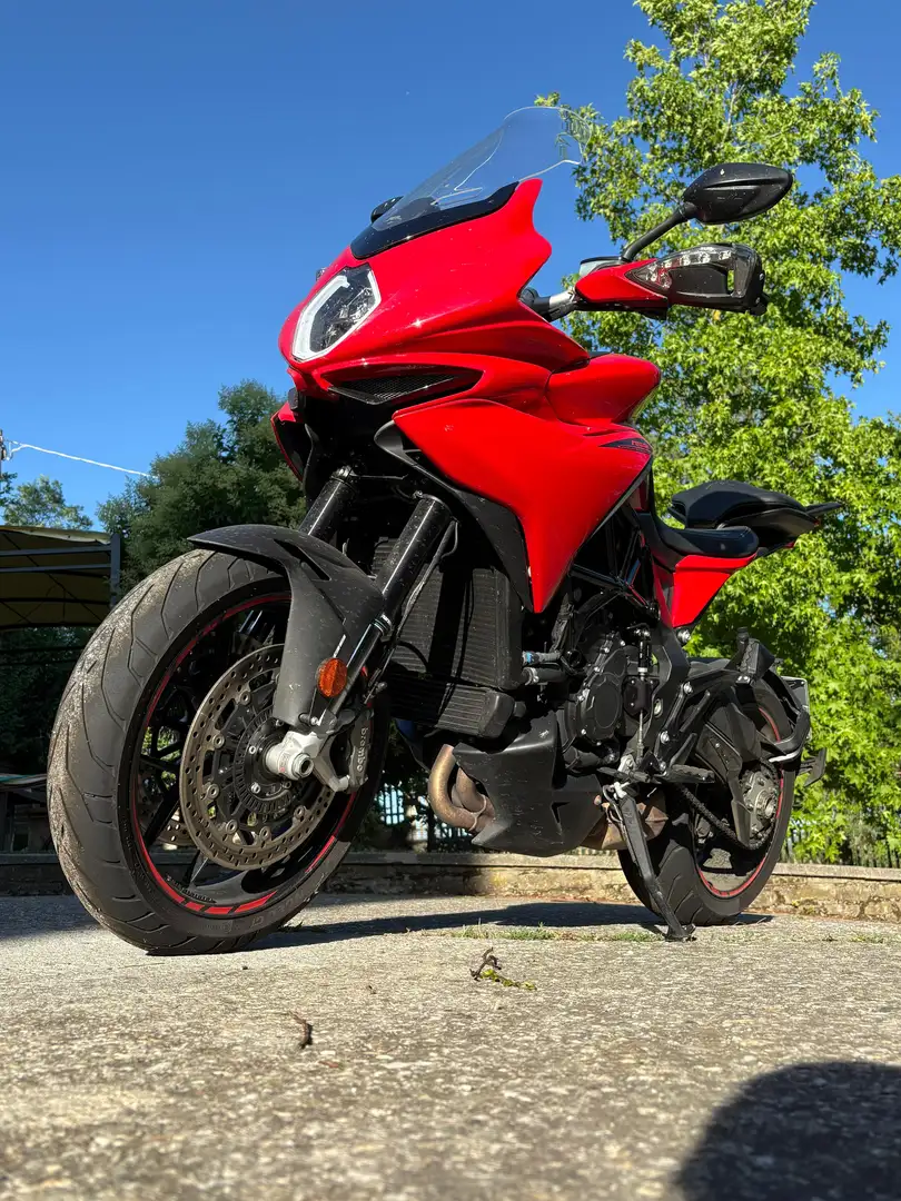 MV Agusta Turismo Veloce 800 Rosso Roşu - 1