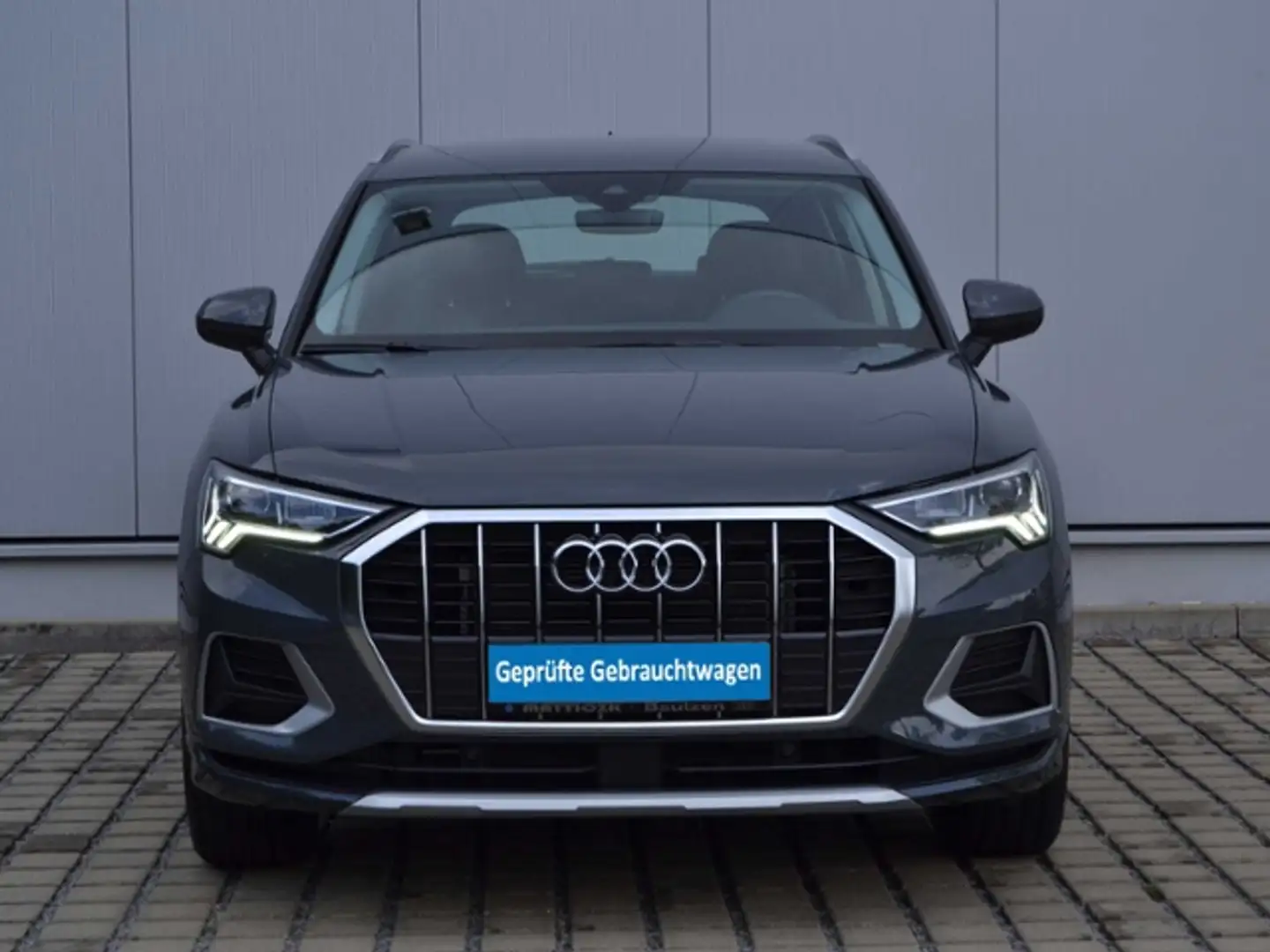 Audi Q3 35 TFSI S-tronic Advanced AHK/LED/NAVI/ACC/VIRTUA Grau - 2