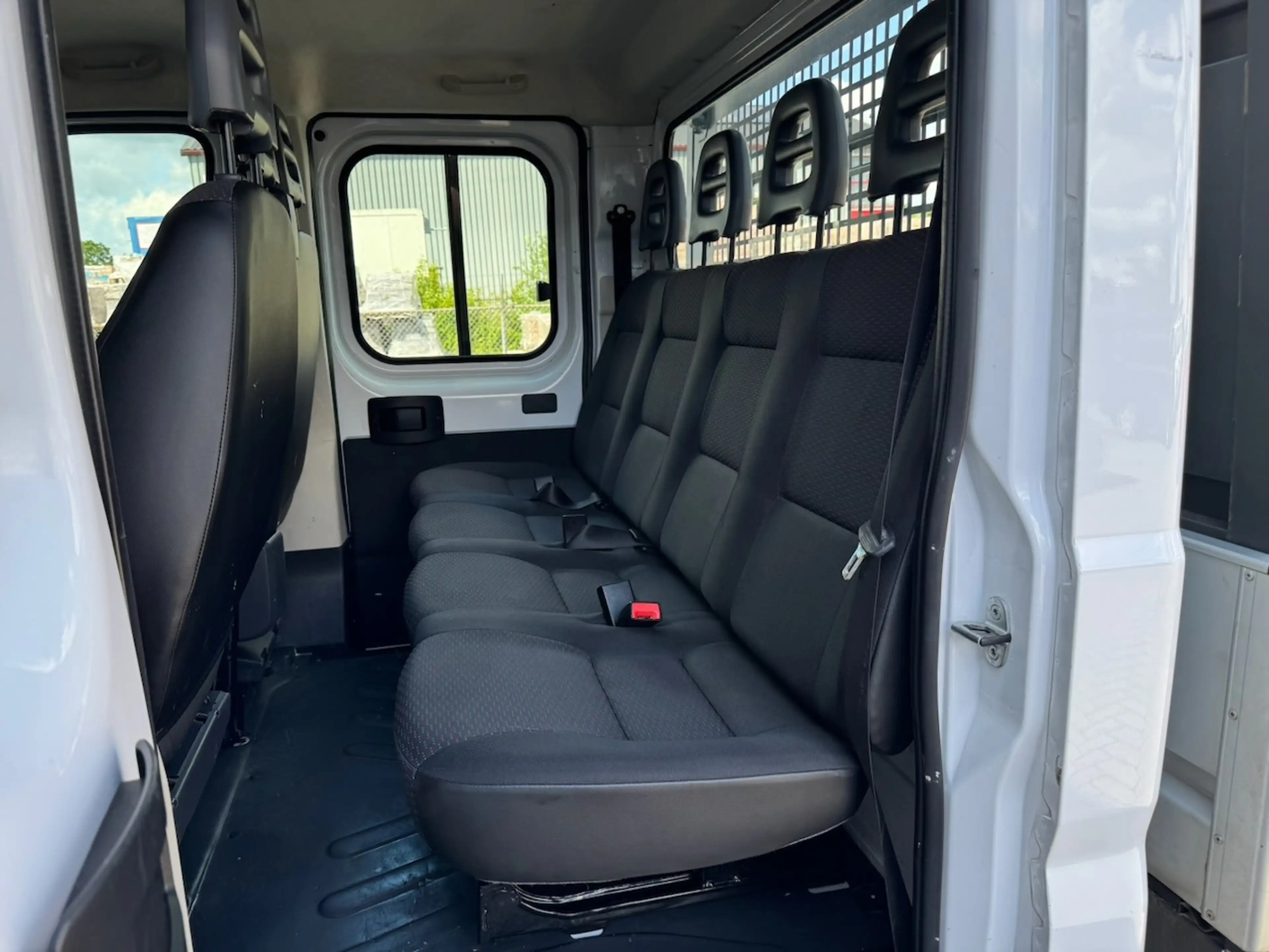 Citroen Jumper 35 2.2 BlueHDi 165pk L3 DC | Airco | Cruise | Blue — photo 14