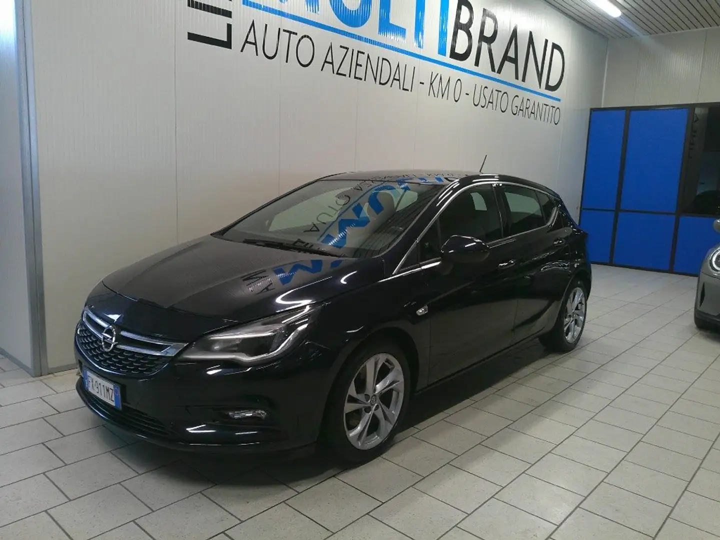 Opel Astra 1.6 CDTi 136CV 5 porte Innovation OK Neopatentato Nero - 1