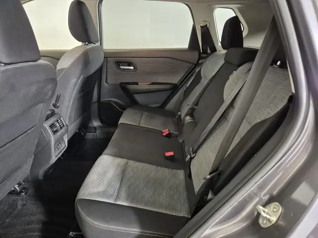 Nissan X-Trail view 7
