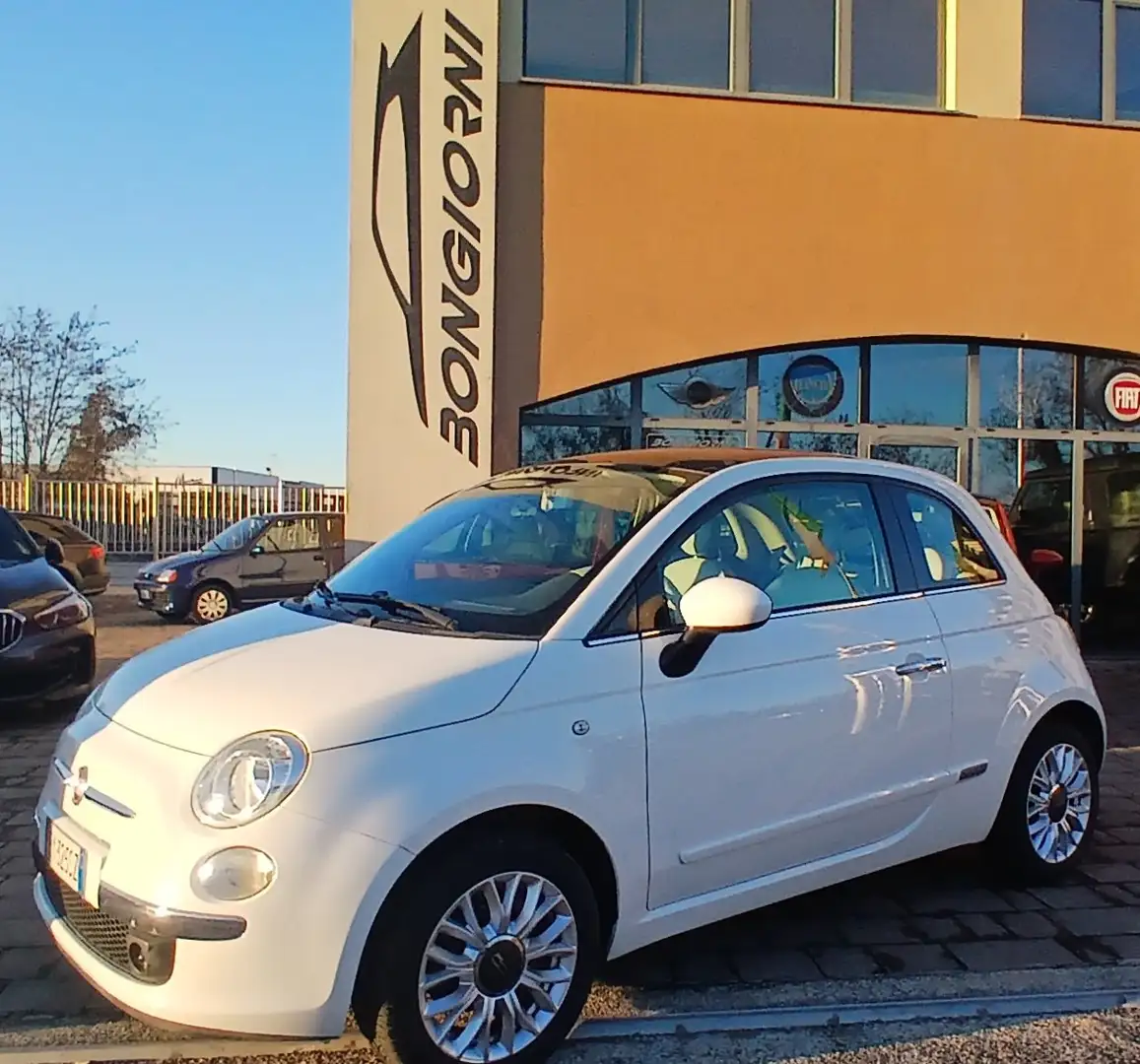 Fiat 500 1,2 Lounge 69cv benzina KM 58000 neopatentati Bianco - 1