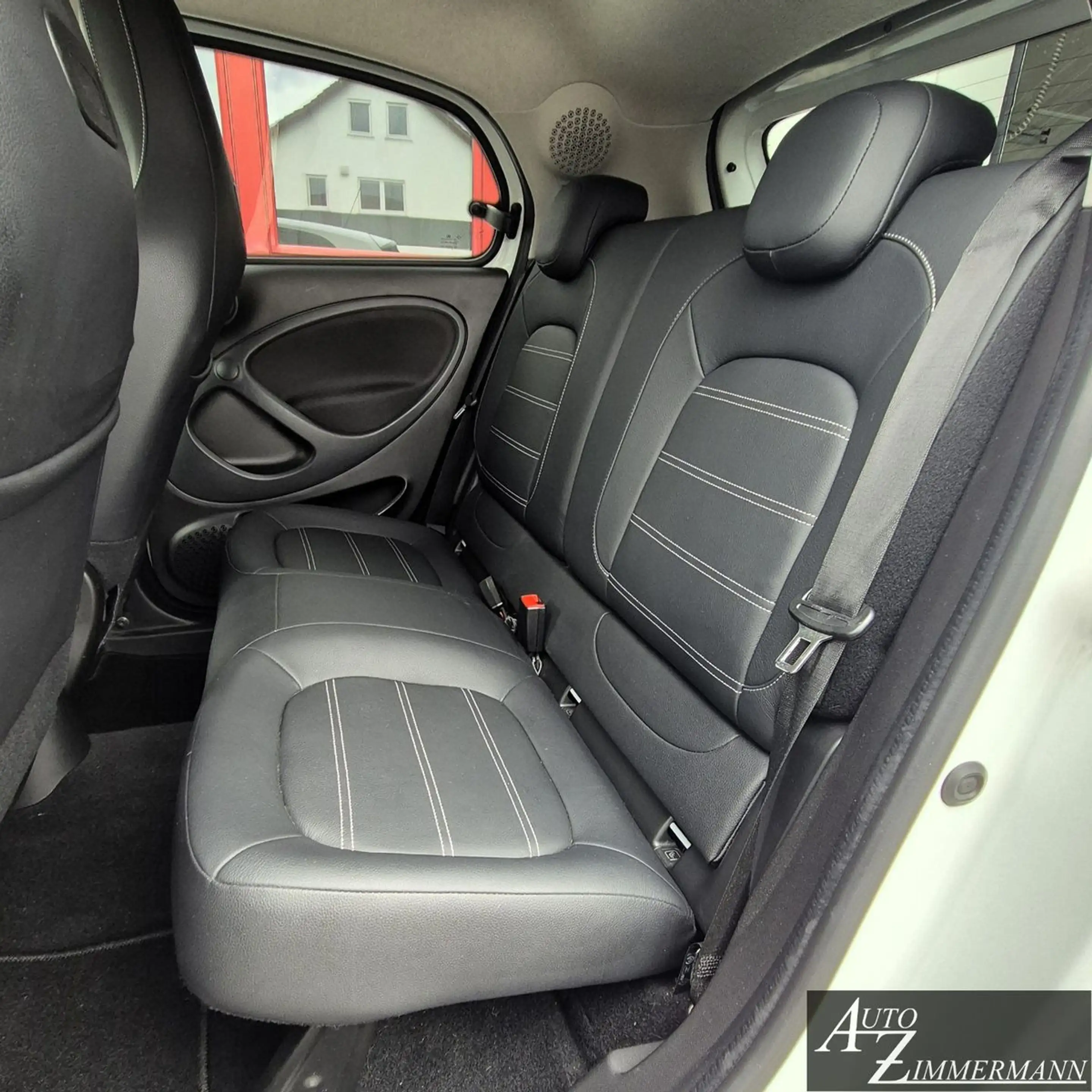 smart forFour 0,9 Prime Navi*Leder*Kamera*Alu*Spurhalt — photo 9