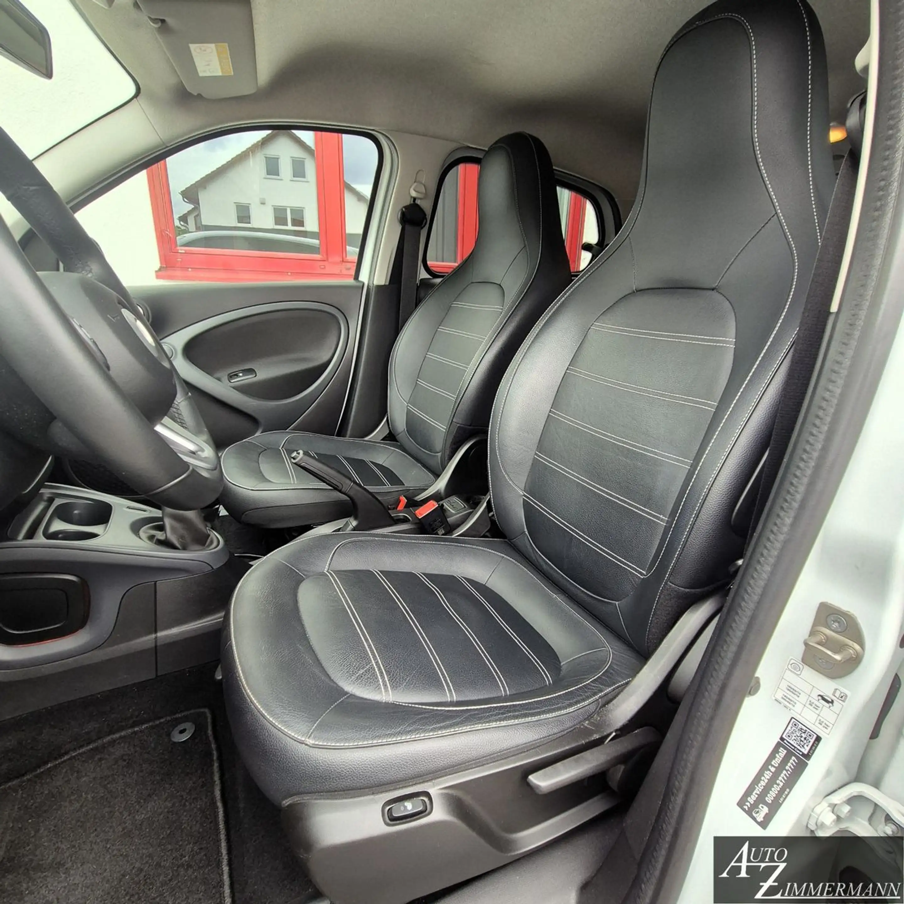 smart forFour 0,9 Prime Navi*Leder*Kamera*Alu*Spurhalt — photo 8