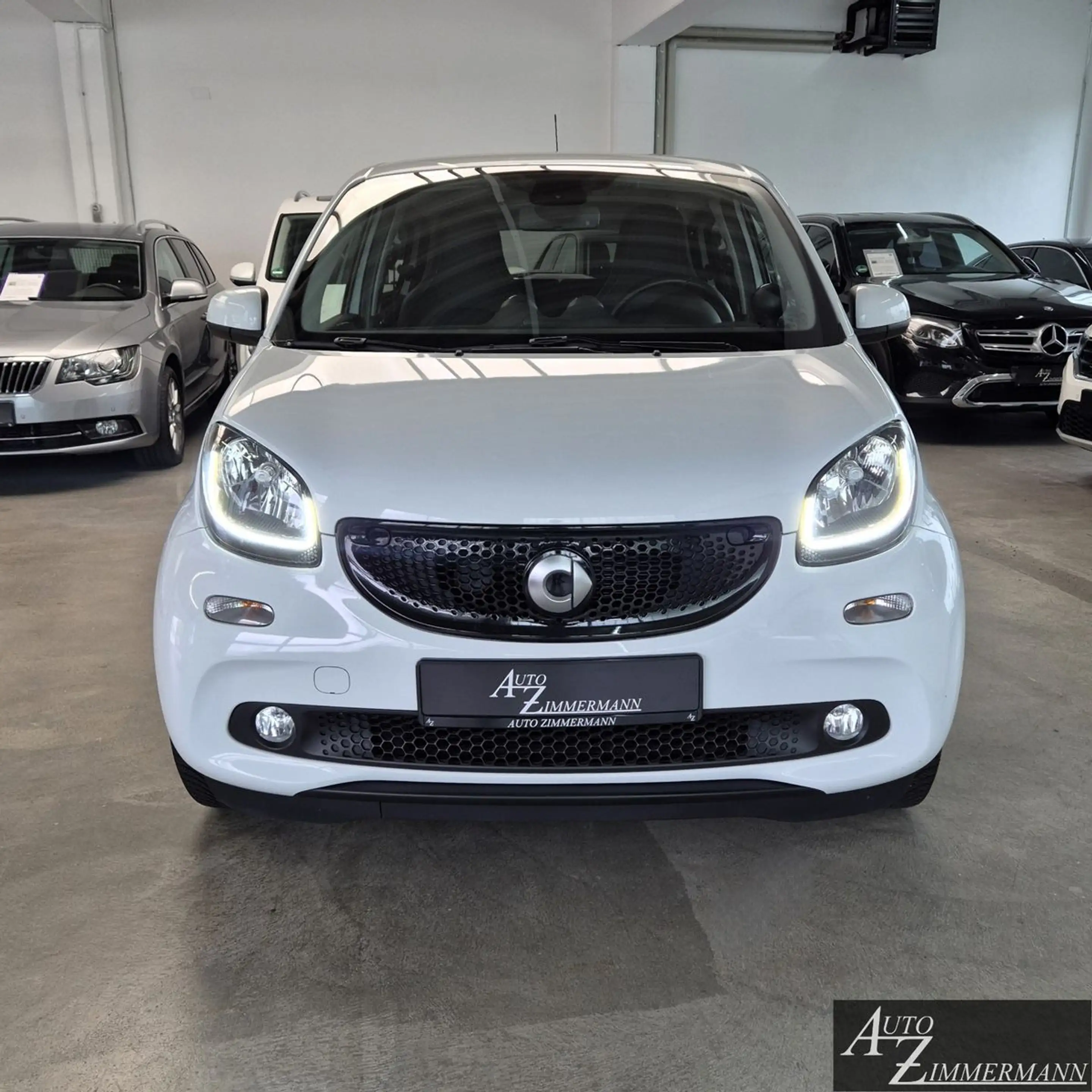 smart forFour 0,9 Prime Navi*Leder*Kamera*Alu*Spurhalt — photo 2