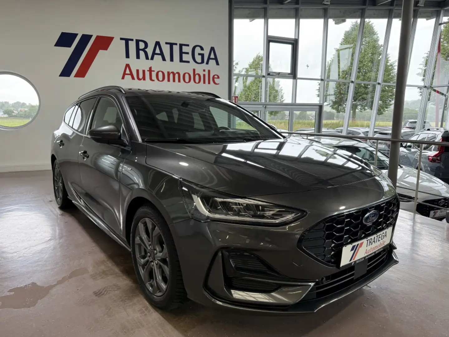 Ford Focus Turnier ST-Line X ACC AHK Head Up Winter-P Grau - 1