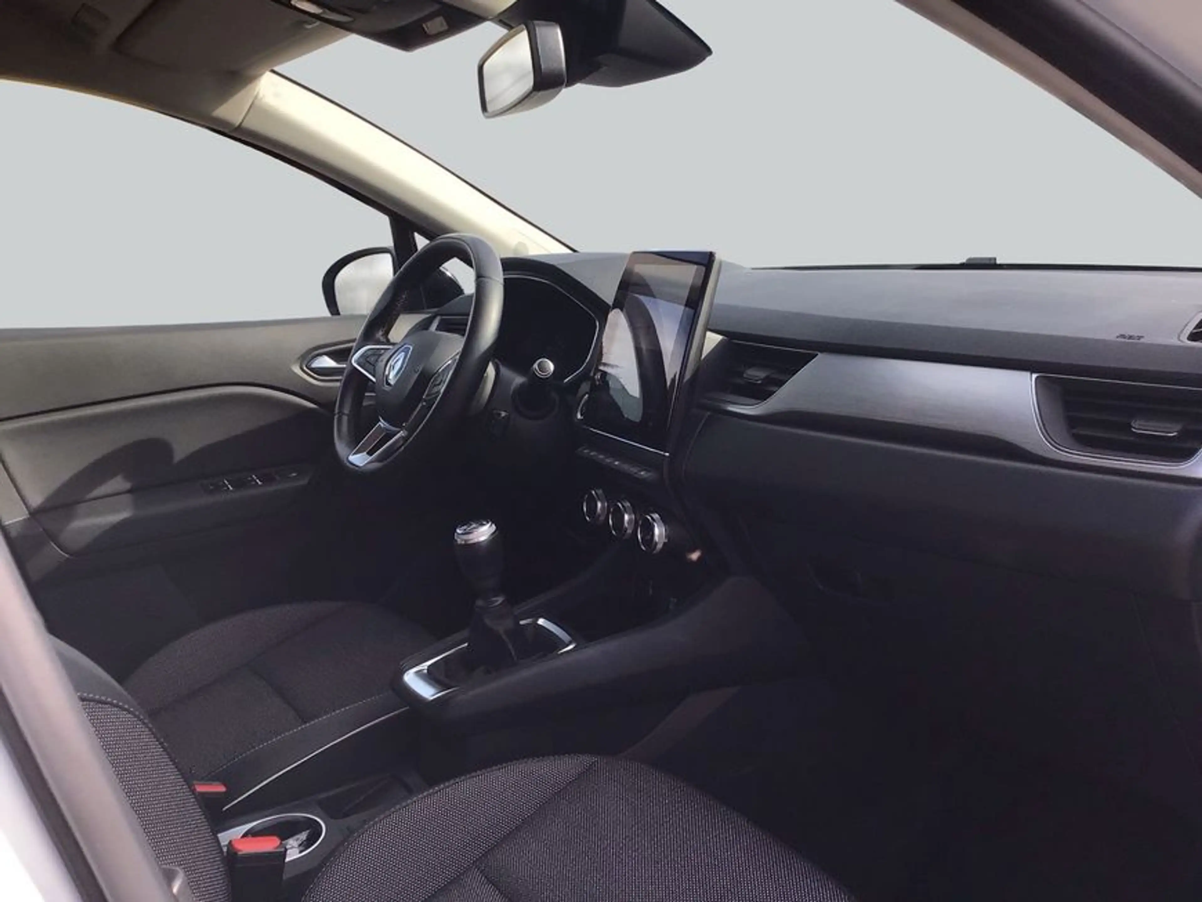 Renault Captur TCe 90 INTENS — photo 15