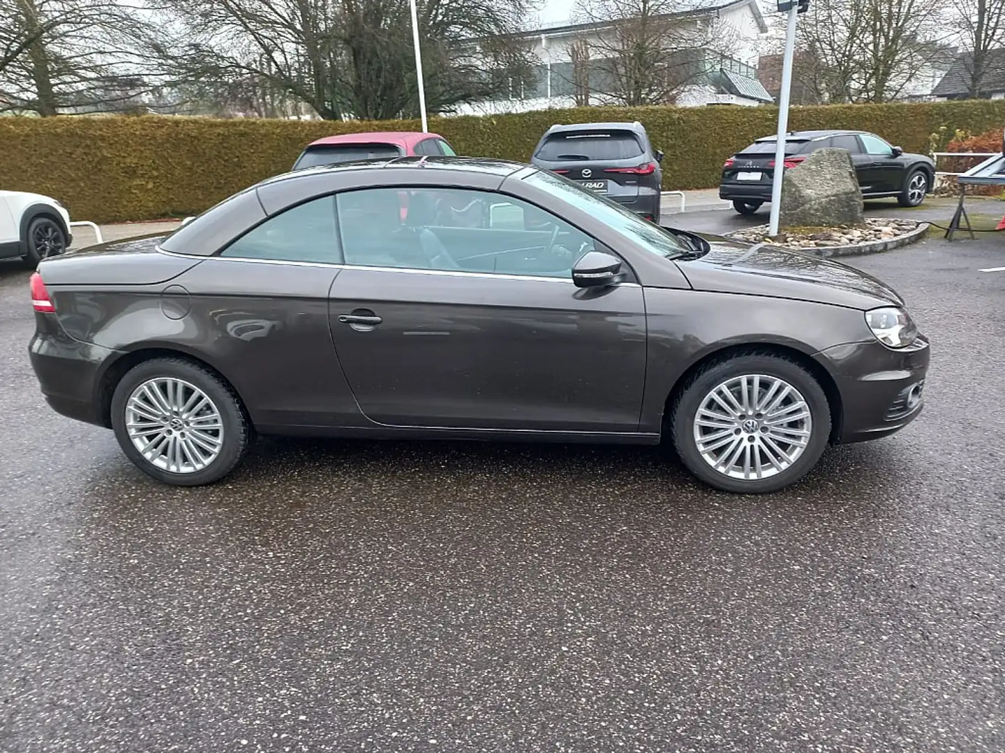 Volkswagen Eos CABRIO 1,4 TSI BMT Marrón - 2