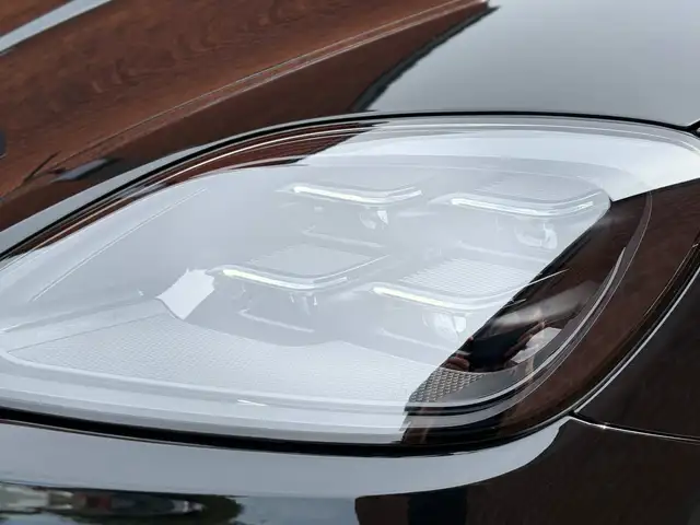 Porsche Cayenne view 10
