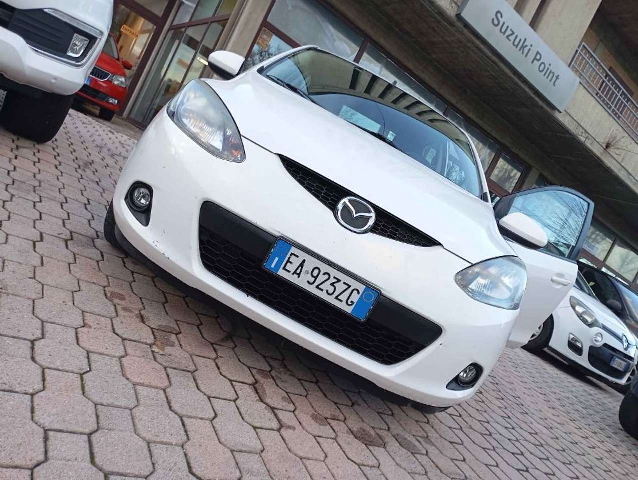 Mazda 2 2 II 2007 5p 1.3 Easy c/clima 75cv