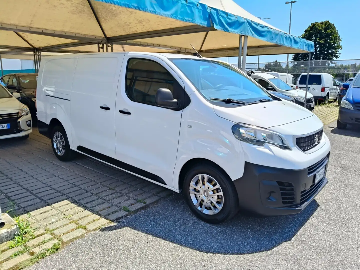 Peugeot Expert BlueHDi 100 S&S PL-SL-TN Furgone Premium Long Bianco - 2