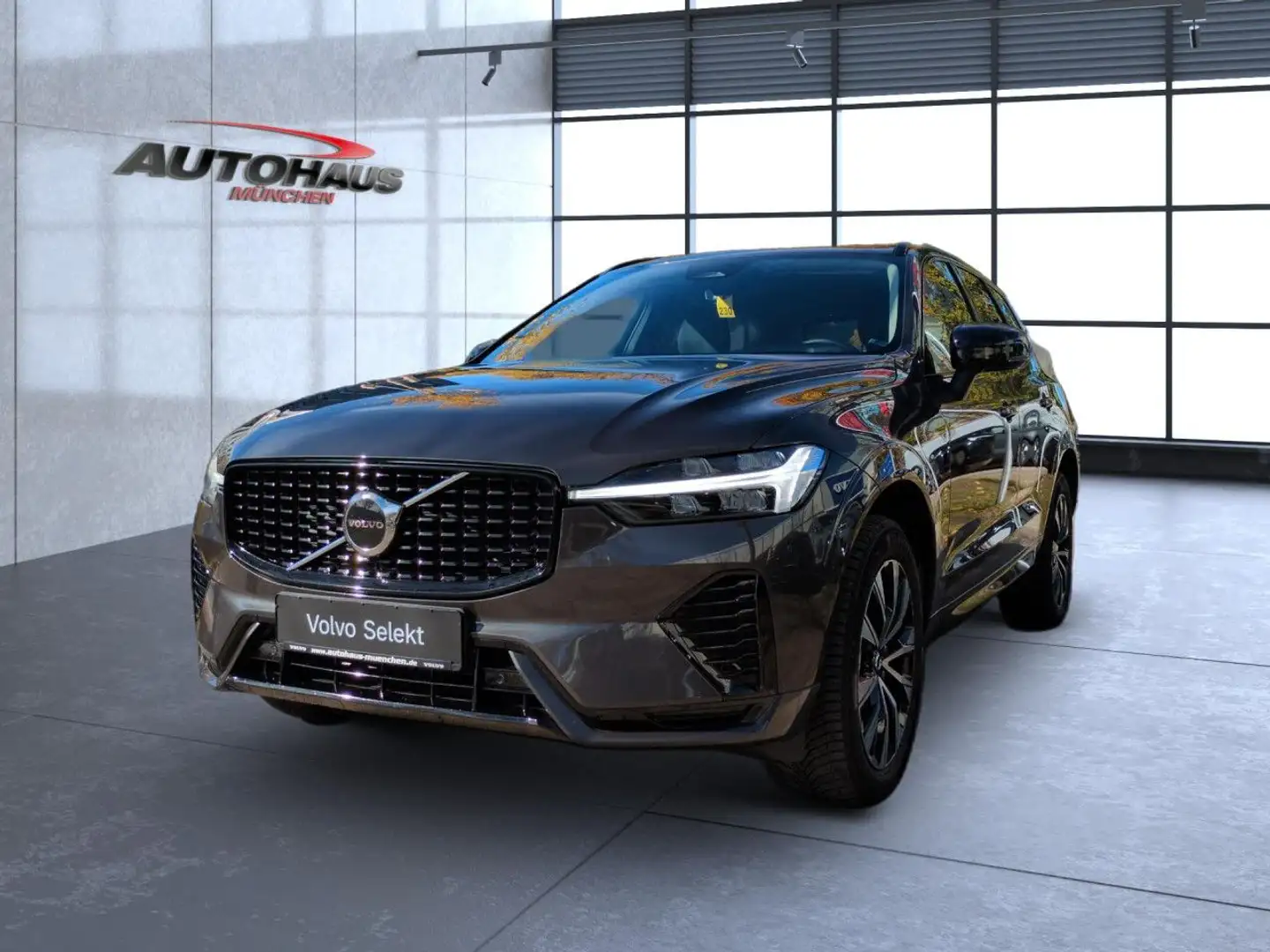 Volvo XC60 XC 60 Plus Dark 2WD Bluetooth Navi LED Klima Gris - 2