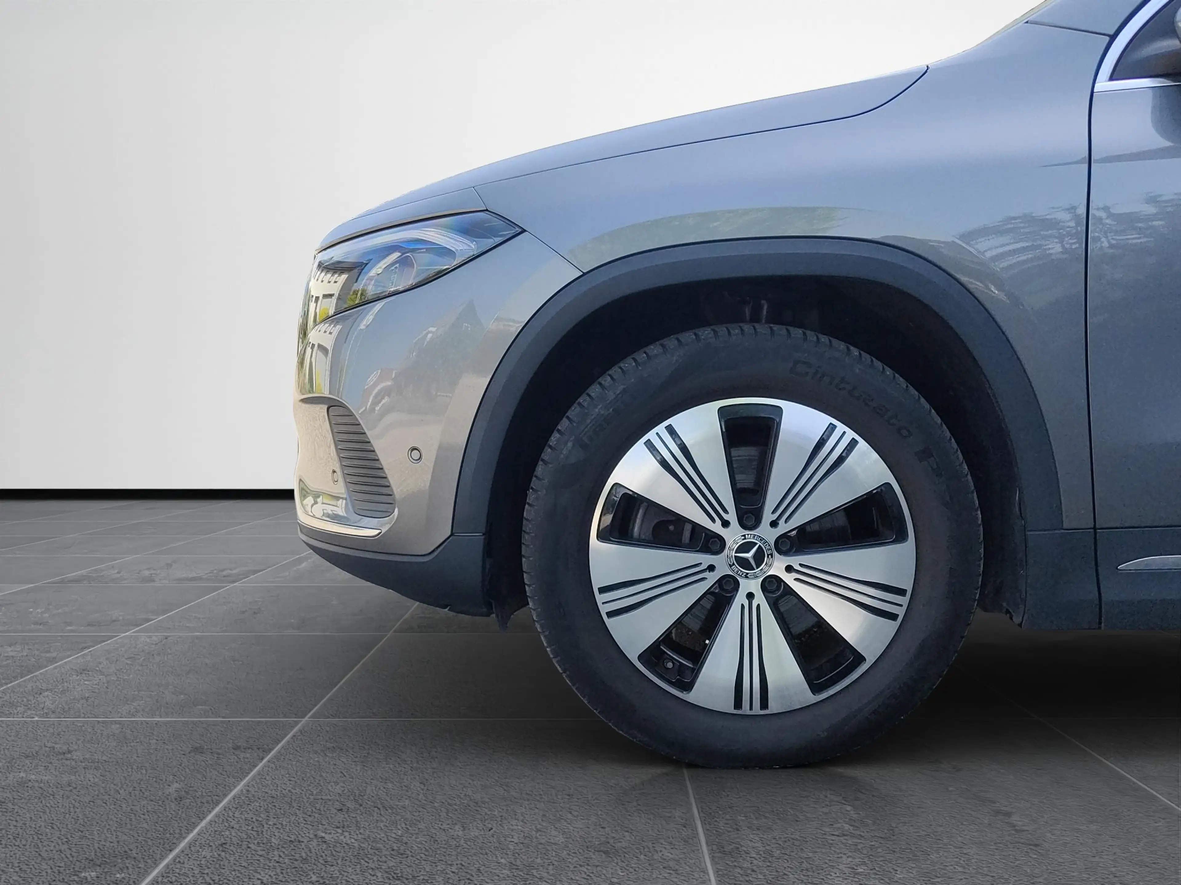 Mercedes-Benz EQA 300 4MATIC 67 kWh Progressive / Luxury Line Camera / D — photo 5