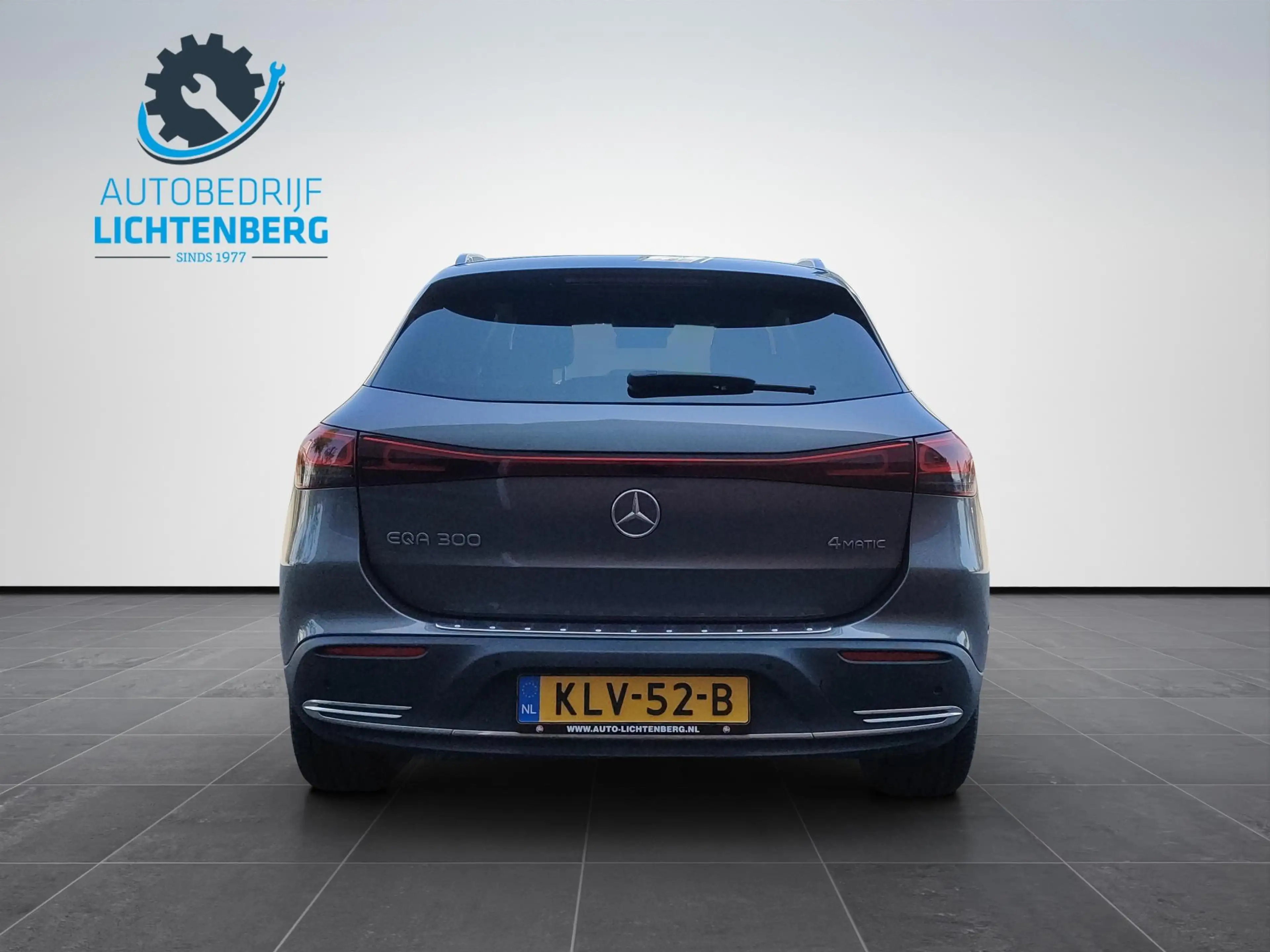 Mercedes-Benz EQA 300 4MATIC 67 kWh Progressive / Luxury Line Camera / D — photo 7
