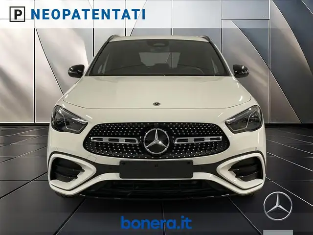 Mercedes-Benz Gla Class view 2